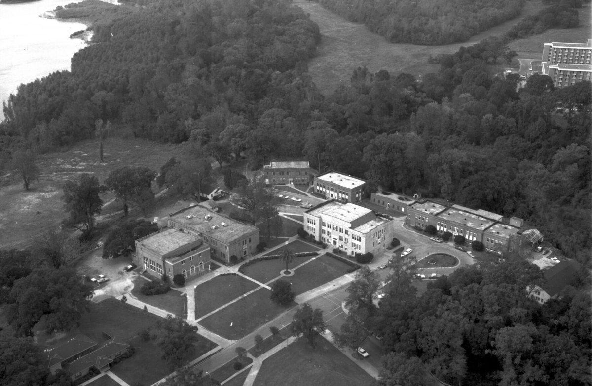 Aerial view of Southern University in Baton Rouge on Nov. 3, 1972, with the Mississippi River in the background.