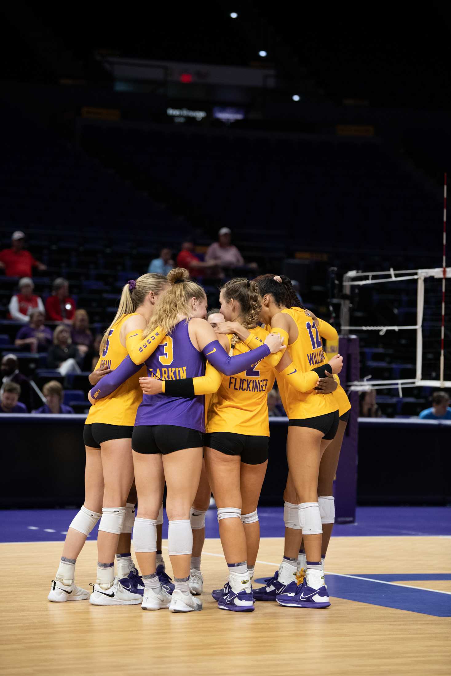 PHOTOS: Volleyball splits series 1-1 against Ole Miss