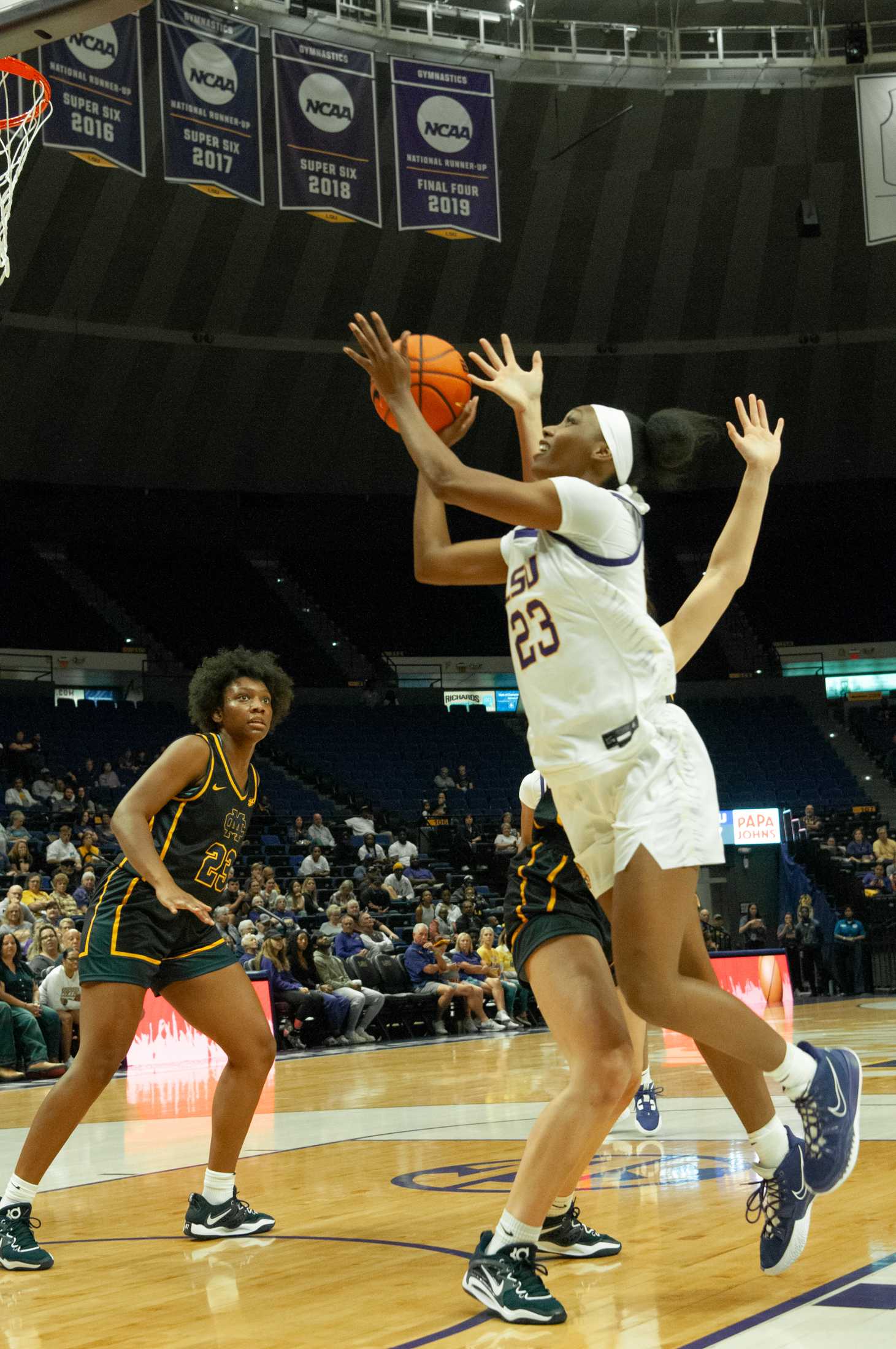 PHOTOS: Women's basketball defeats Mississippi College 88-35 in exhibition game