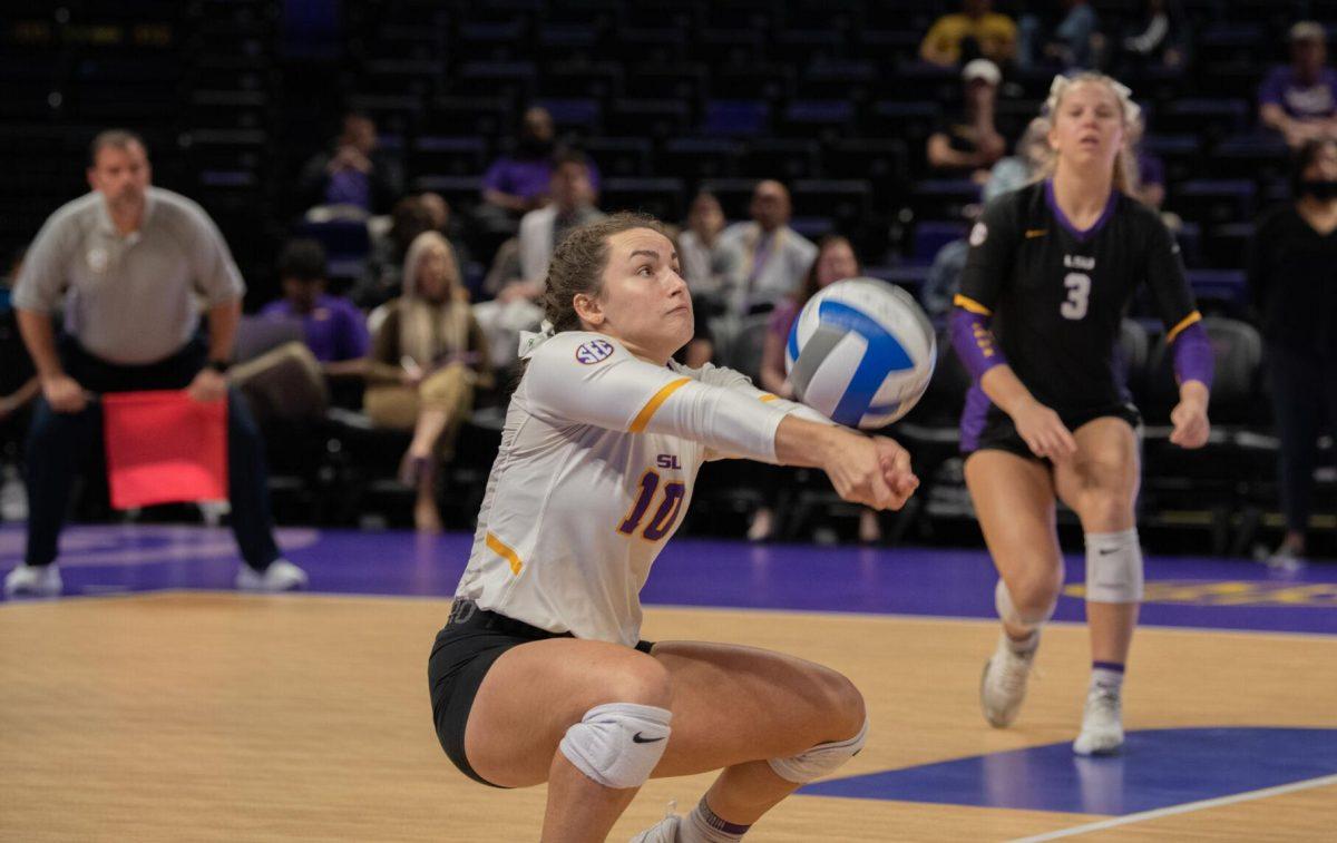 LSU volleyball senior defensive specialist Jill Bohnet (10) squats on Wednesday, Oct. 5, 2022, before their 3-2 victory over Auburn in the Pete Maravich Assembly Center on N. Stadium Drive.