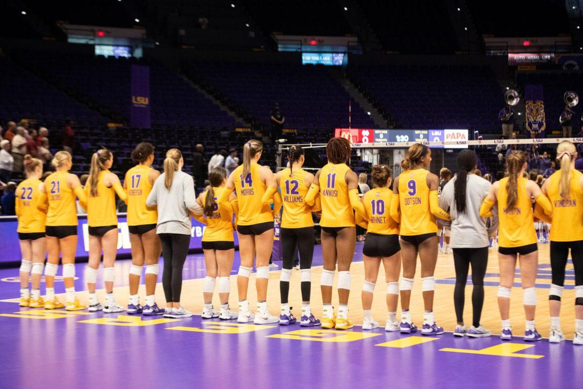 The LSU volleyball team stands together on Sunday, Oct. 30, 2022, before LSU&#8217;s 3-2 loss to Mississippi State at the Pete Maravich Assembly Center in Baton Rouge, La.