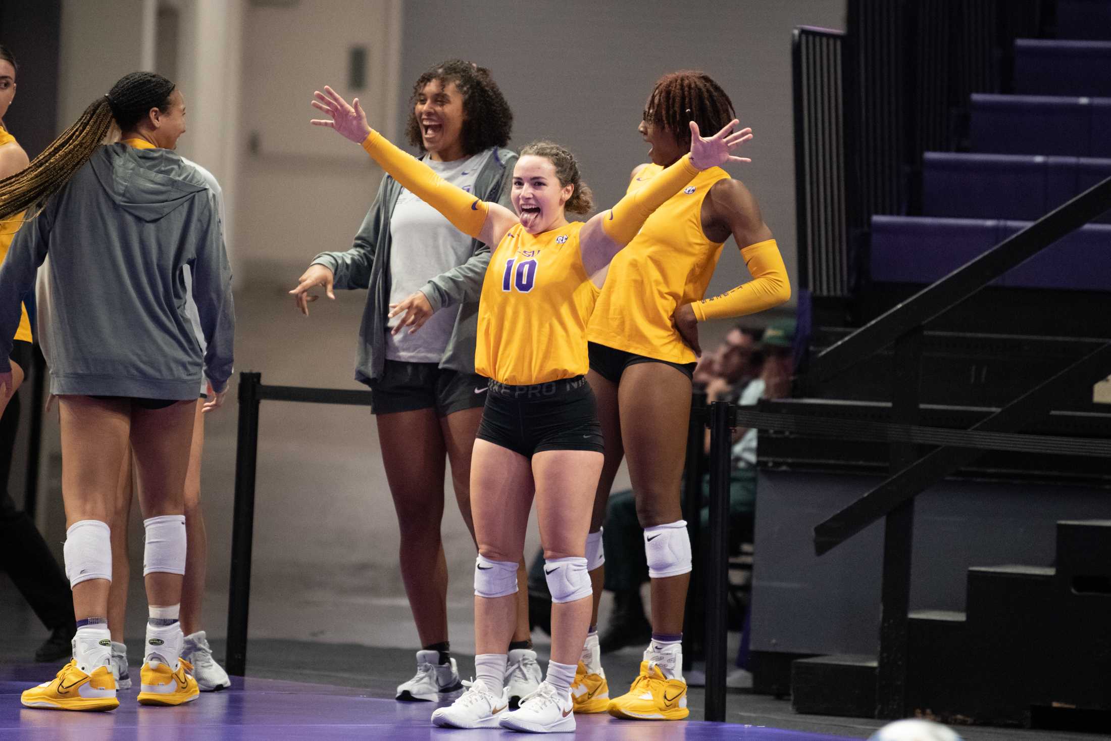 PHOTOS: Volleyball splits series 1-1 against Ole Miss