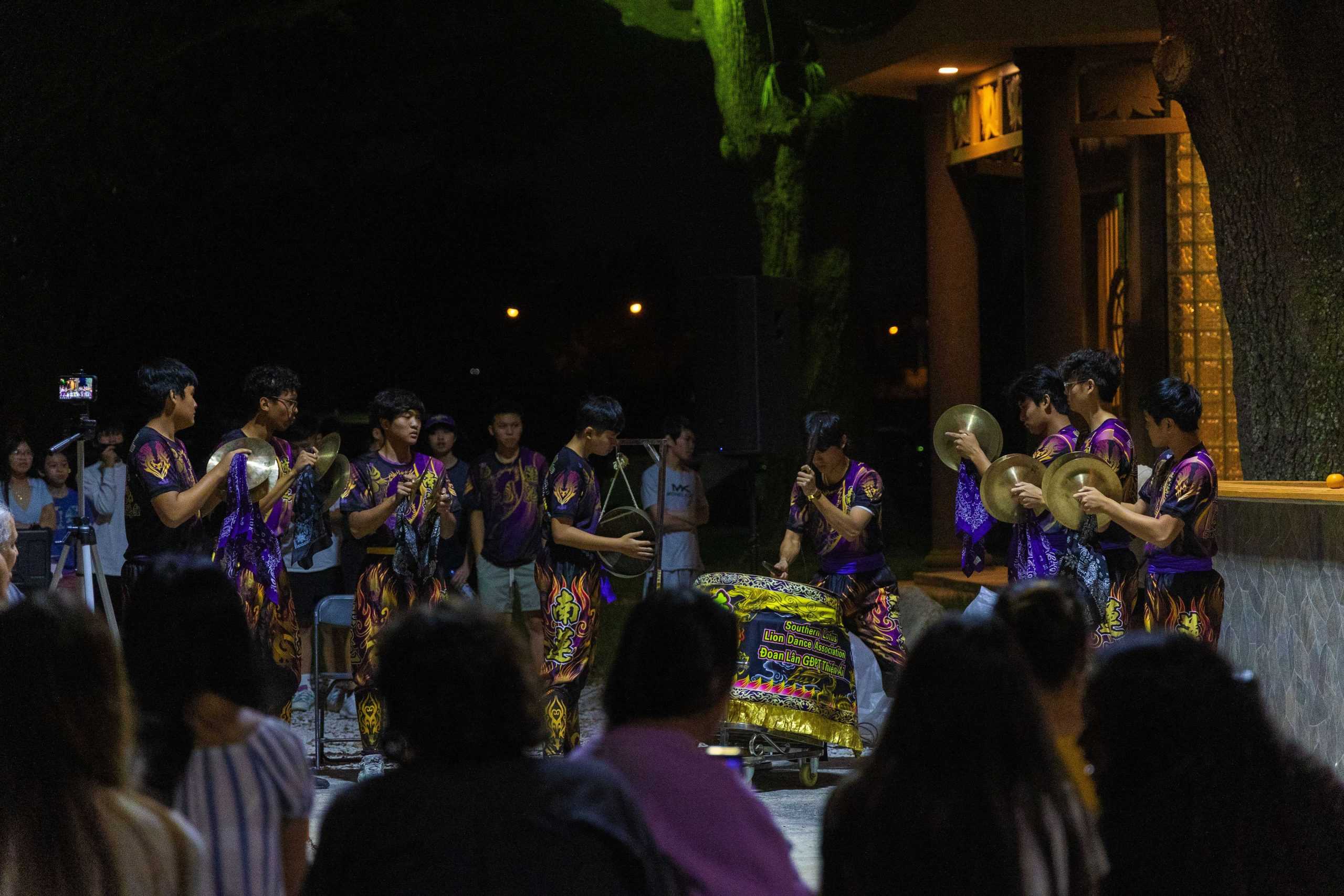 PHOTOS: Tam Bao Buddhist Temple hosts Mid-Autumn Festival