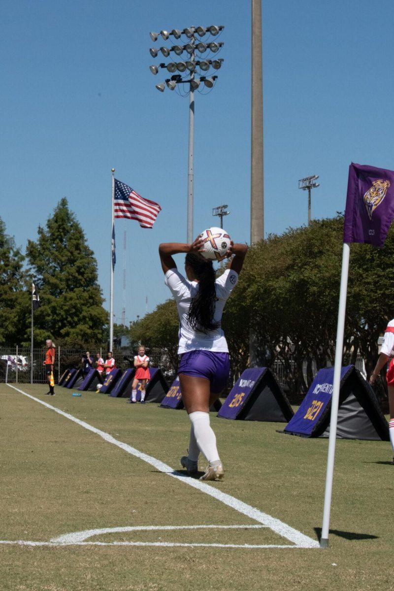 LSU soccer senior defender Maya Gordon (9) prepares to throw in the ball on Sunday, Oct. 2, 2022, during LSU&#8217;s 3-2 win against University of Kentucky at LSU&#8217;s Soccer Stadium off Nicholson Drive.