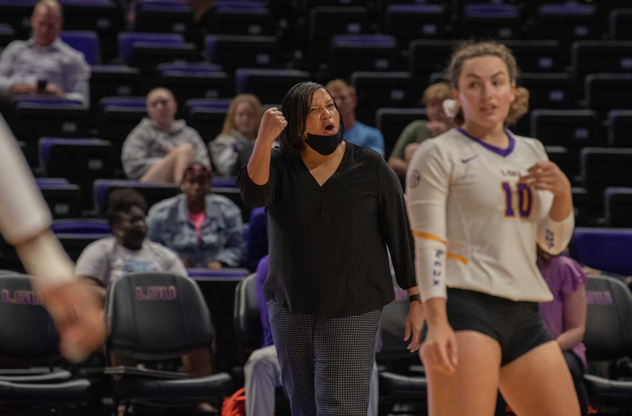 PHOTOS: LSU volleyball defeats Auburn 3-2