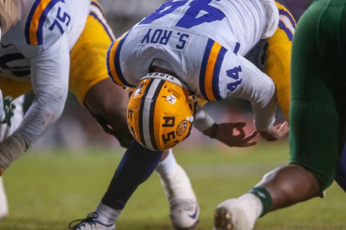 LSU football sophomore Slade Roy (44) passes the ball to the quarterback on Saturday, Nov. 19, 2022, during the LSU vs UAB game inside Tiger Stadium in Baton Rouge, La.