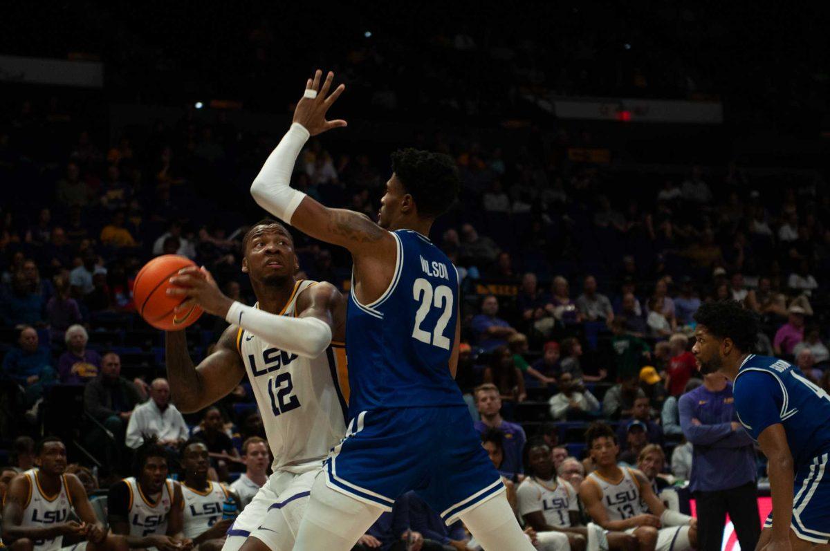 LSU men&#8217;s basketball senior KJ Williams (12) looks to pass during LSU&#8217;s 63-59 win against UT Arlington on Friday, Dec. 2, 2022, in the Pete Maravich Assembly Center on N. Stadium Drive in Baton Rouge, La.