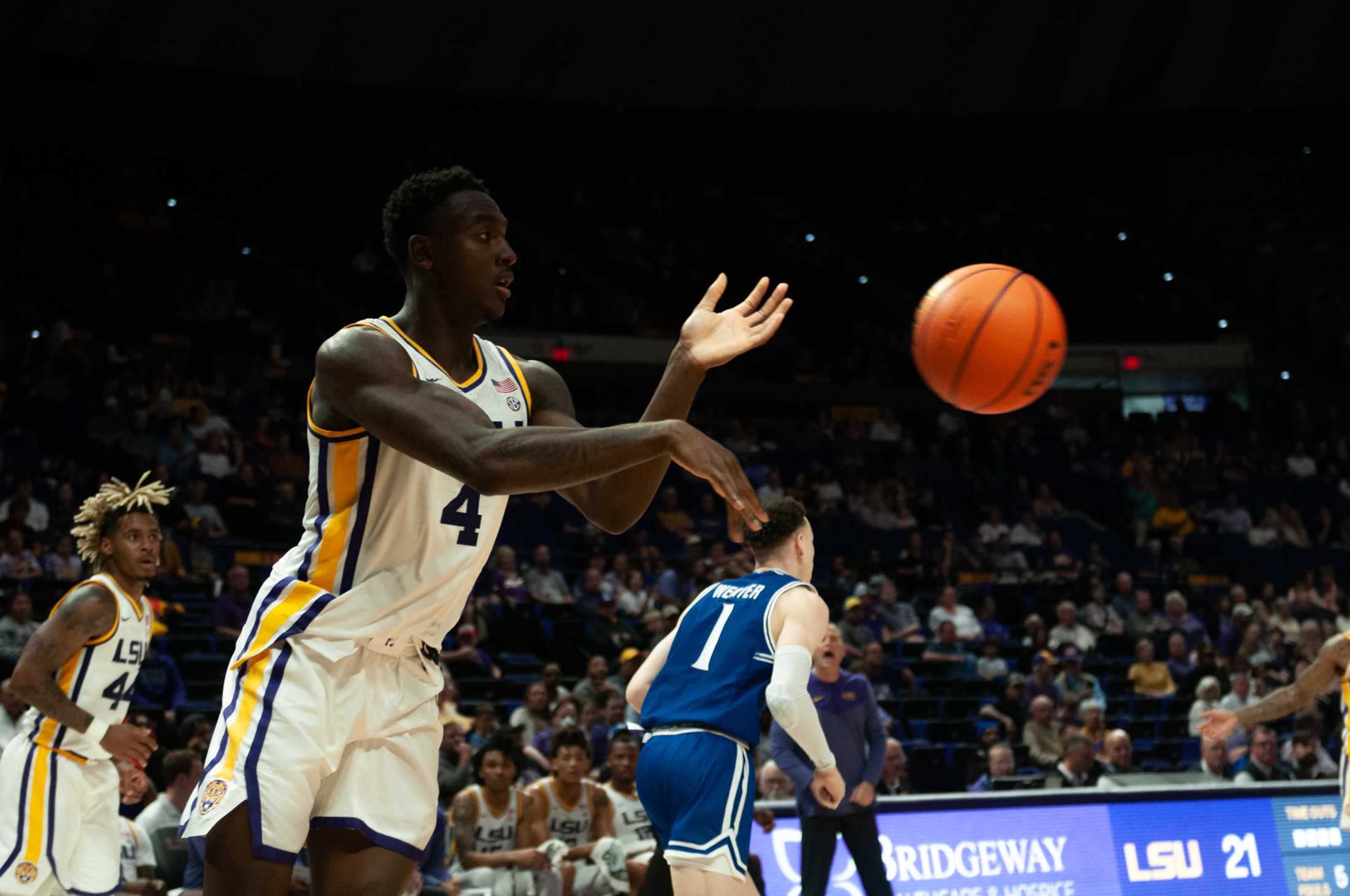 PHOTOS: LSU men's basketball defeats UT Arlington 63-59