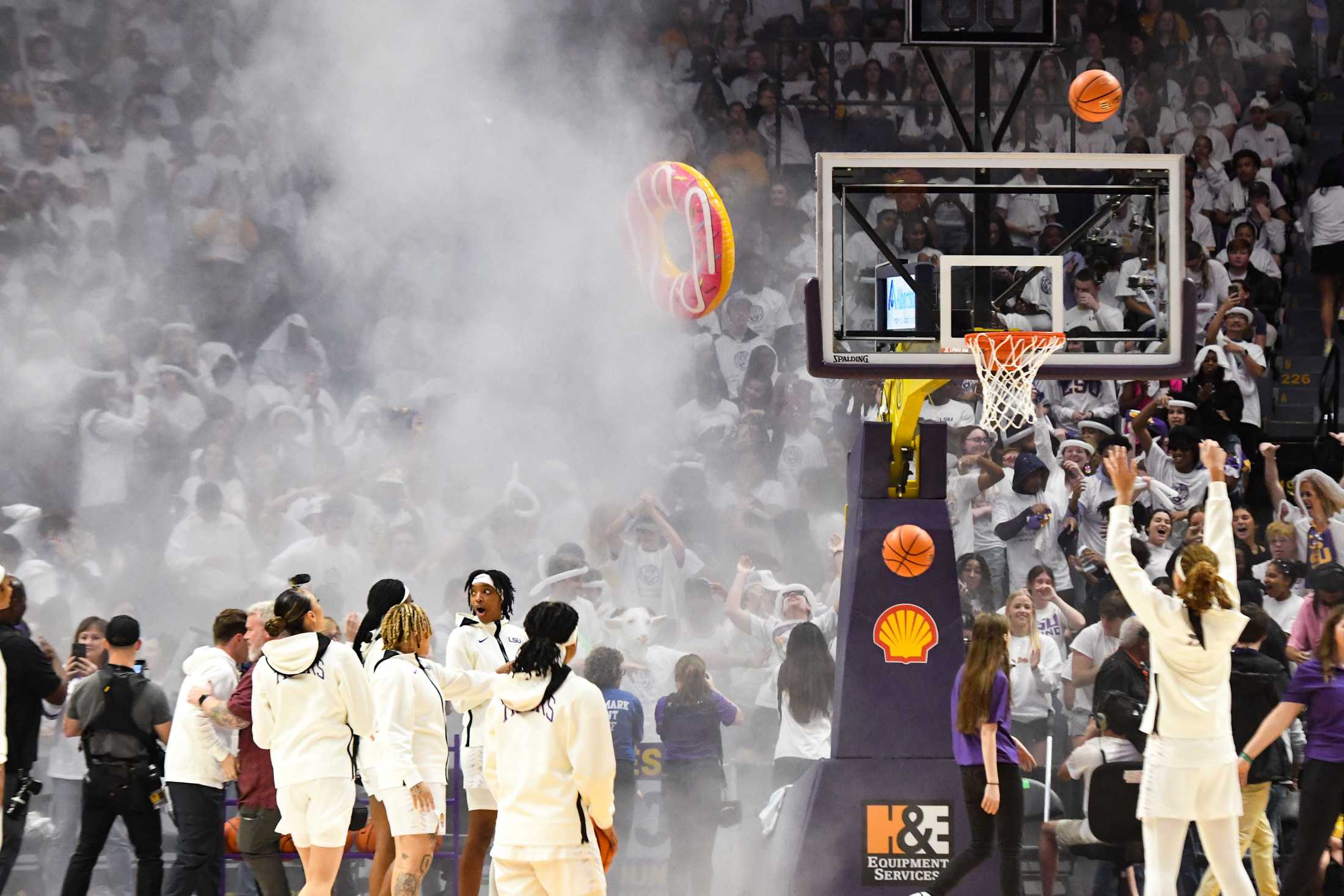 PHOTOS: LSU women's basketball defeats Tennessee 76-68