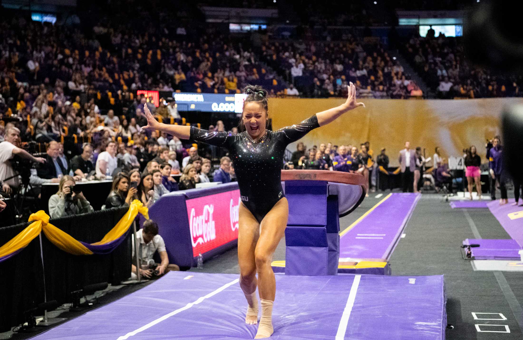 PHOTOS: LSU gymnastics defeats Missouri 197.150-196.525