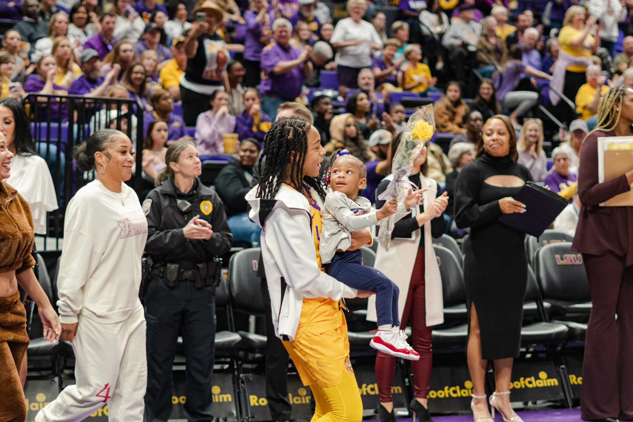 PHOTOS: LSU women's basketball goes 18-0 after defeating Auburn