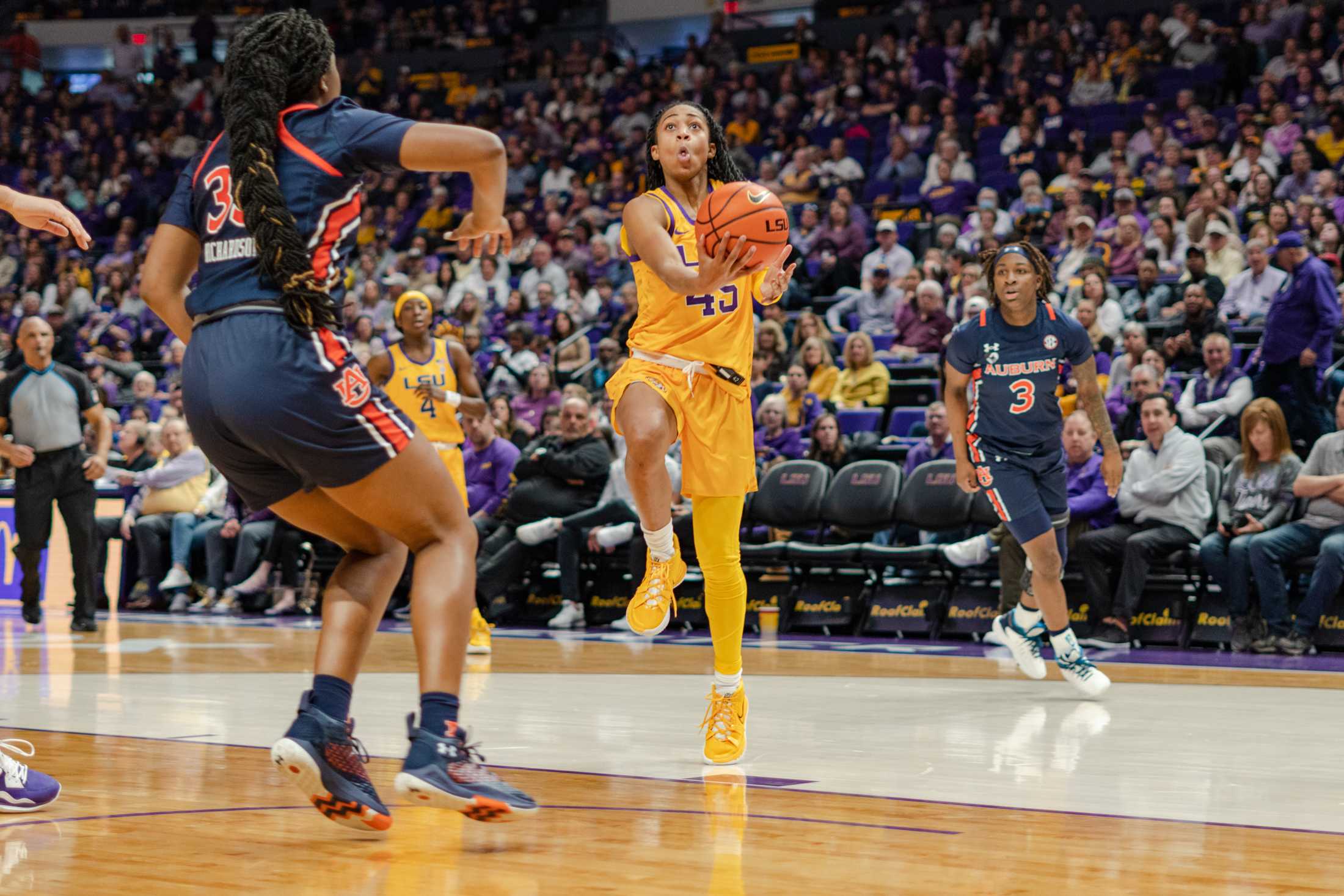 PHOTOS: LSU women's basketball goes 18-0 after defeating Auburn