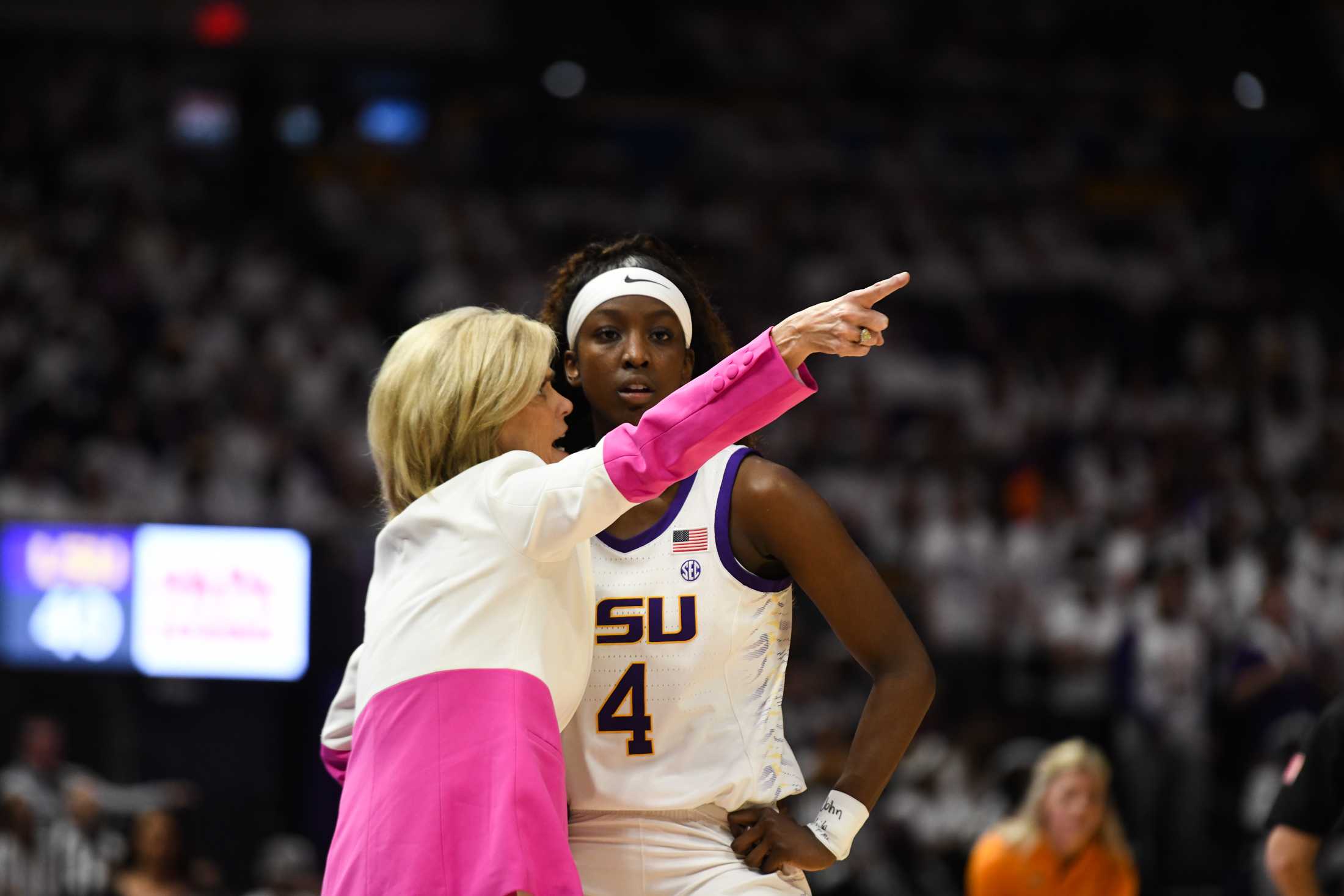 PHOTOS: LSU women's basketball defeats Tennessee 76-68