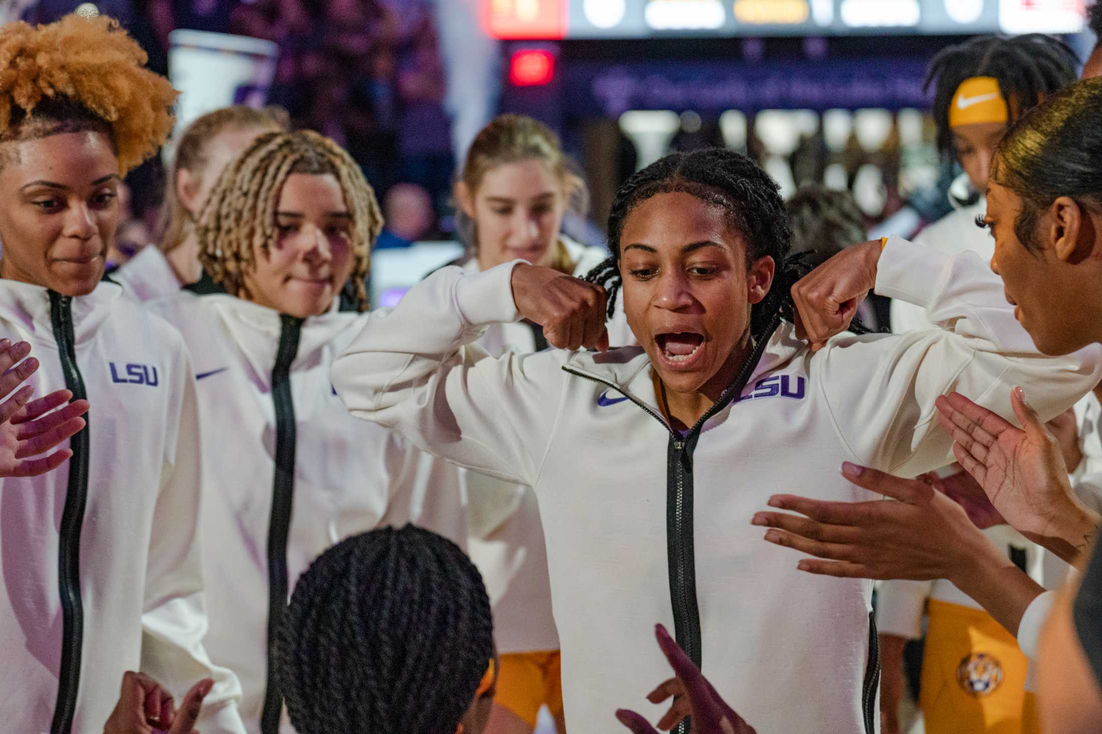 PHOTOS: LSU women's basketball goes 18-0 after defeating Auburn