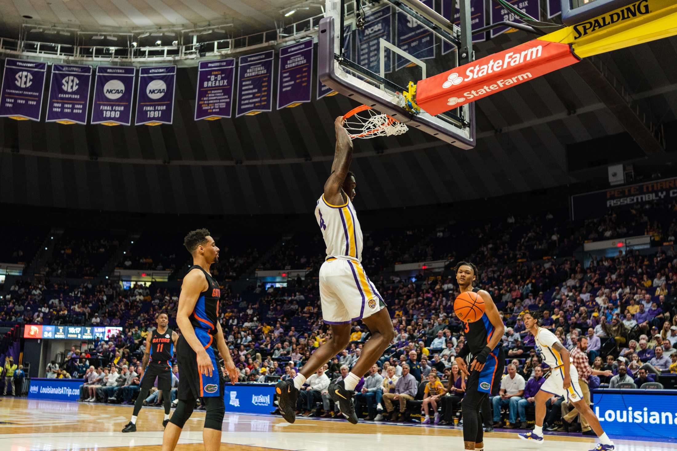 PHOTOS: LSU men's basketball falls to Florida 67-56