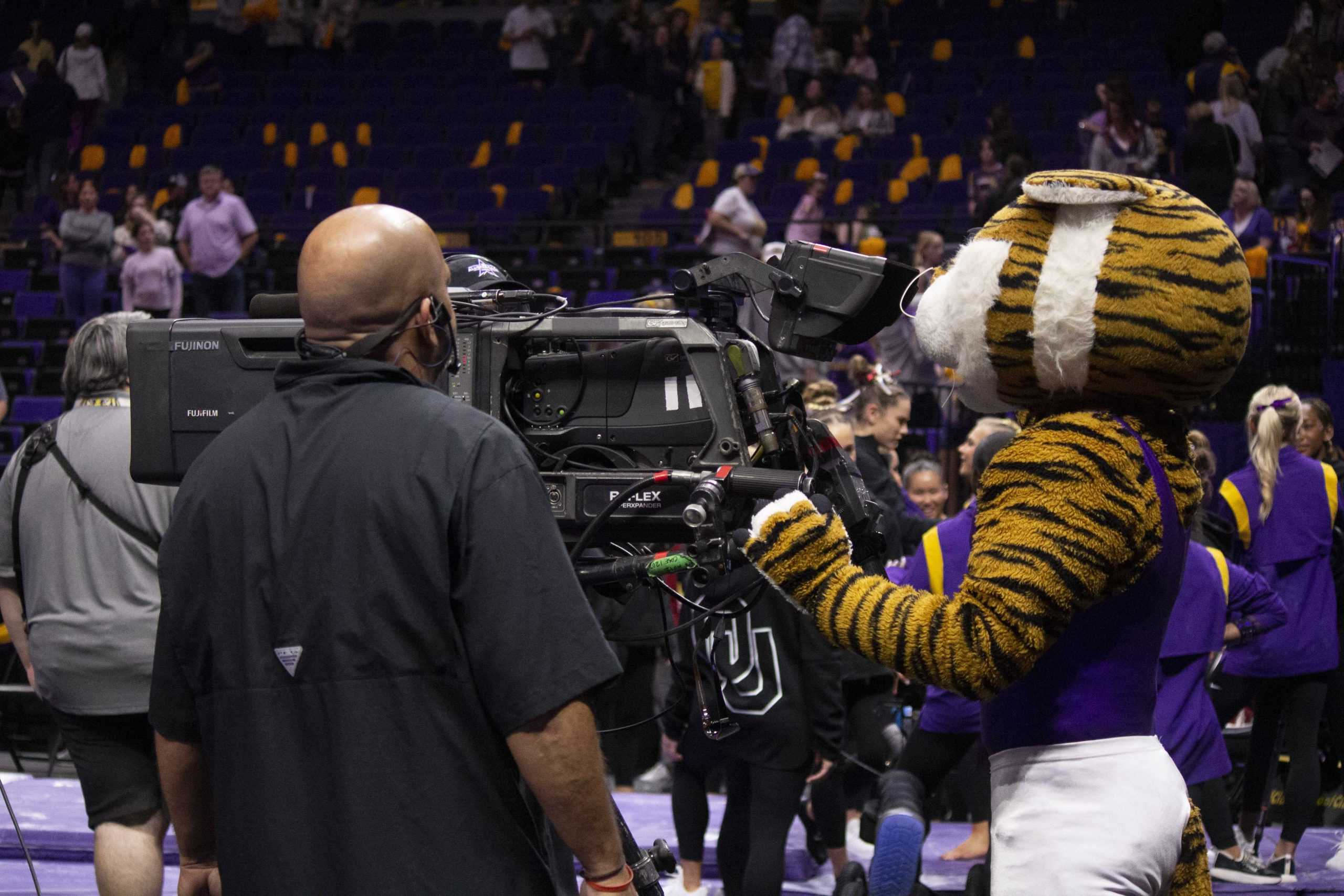 PHOTOS: LSU gymnastics narrowly falls to Oklahoma