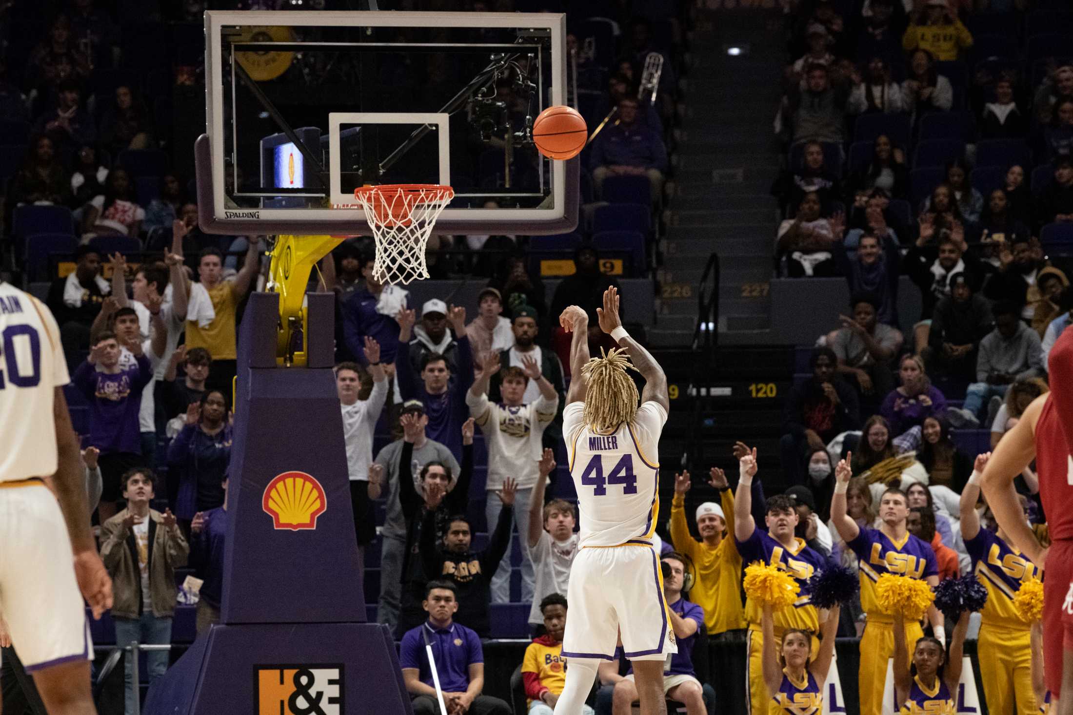 PHOTOS: LSU men's basketball falls to Alabama 79-69