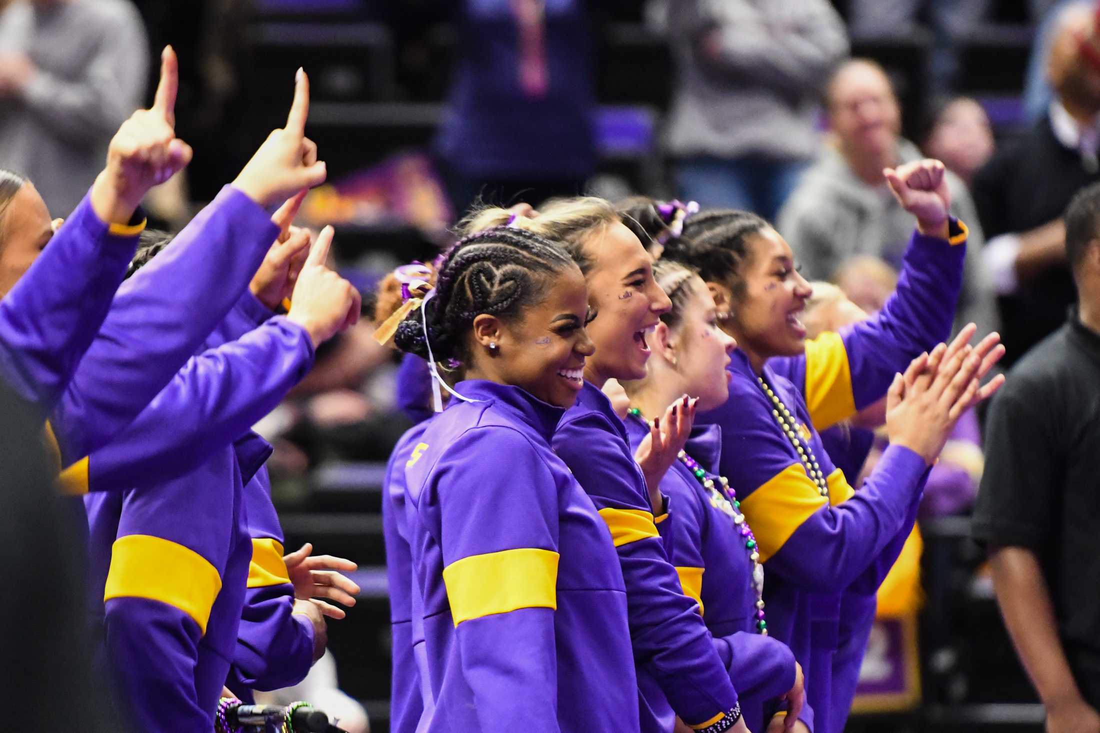 PHOTOS: LSU gymnastics defeats Florida 198.100-197.975