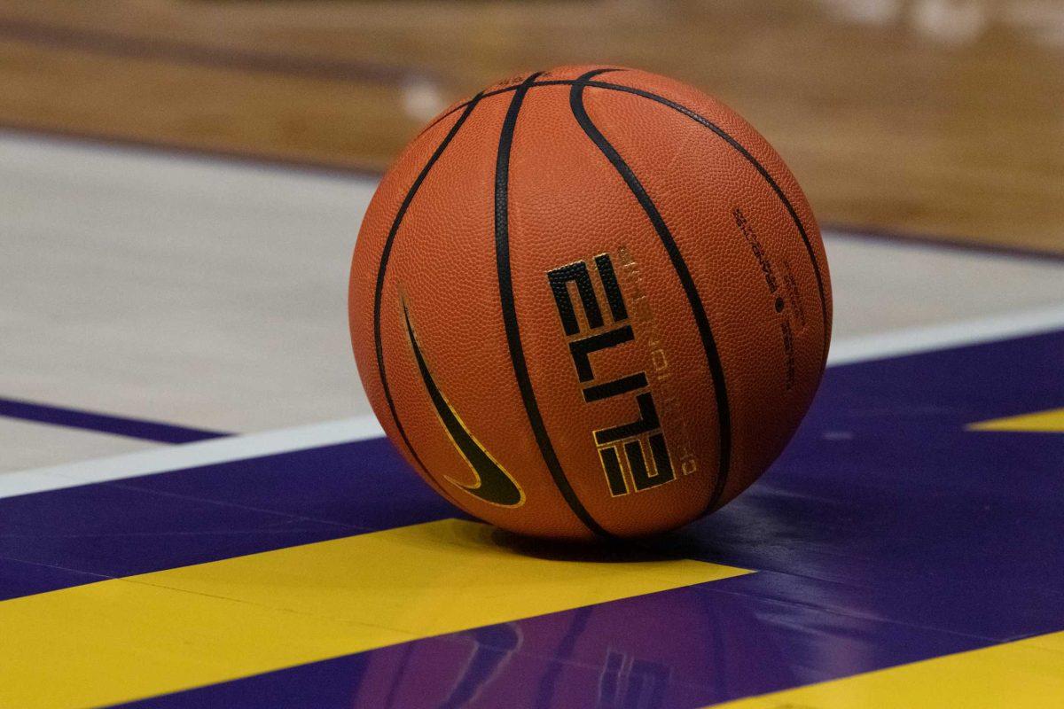 A basketball rests on the court Saturday, Feb. 4, 2023, at time out during LSU&#8217;s 79-69 loss to Alabama at the Pete Maravich Assembly Center in Baton Rouge, La.