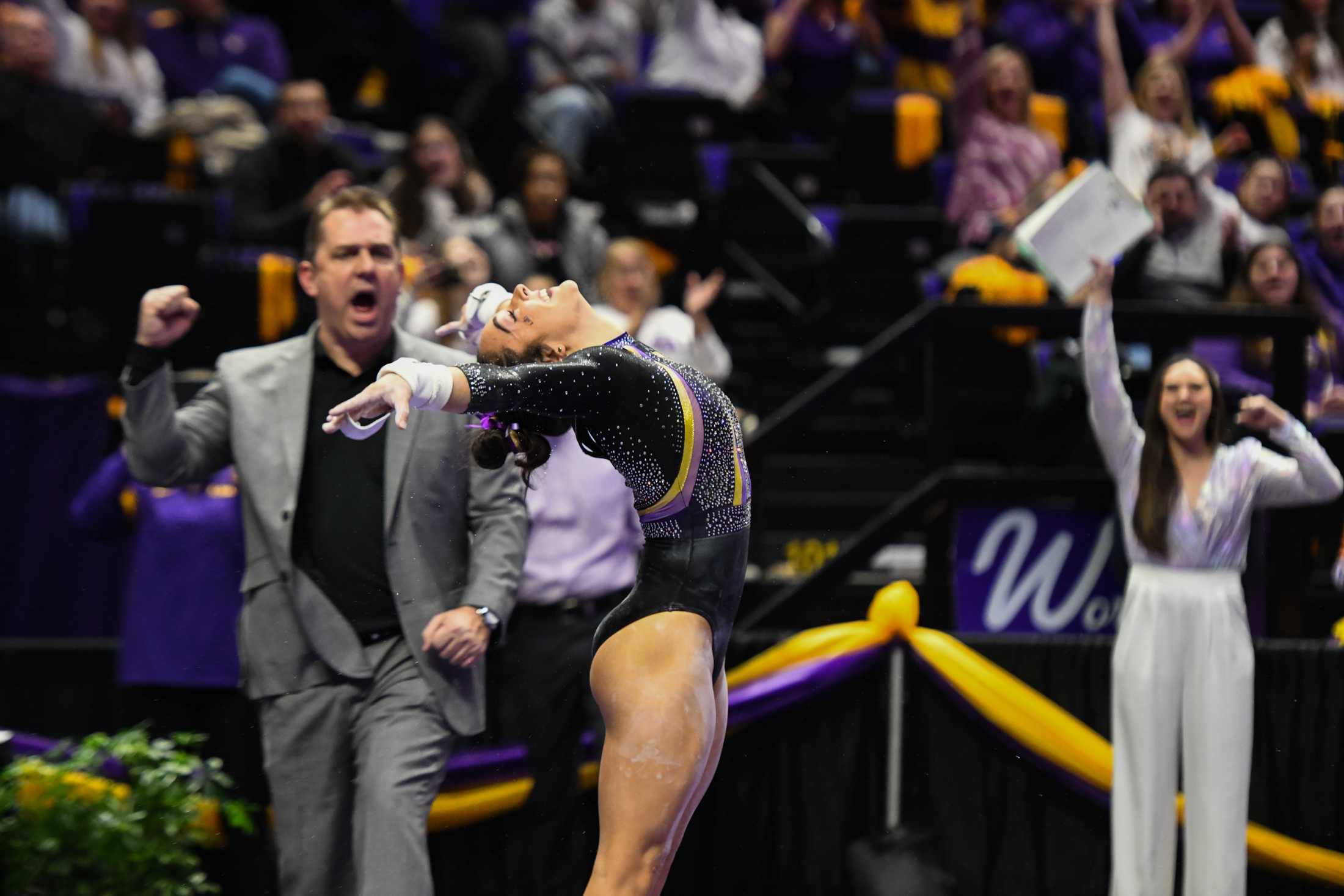 PHOTOS: LSU gymnastics defeats Florida 198.100-197.975