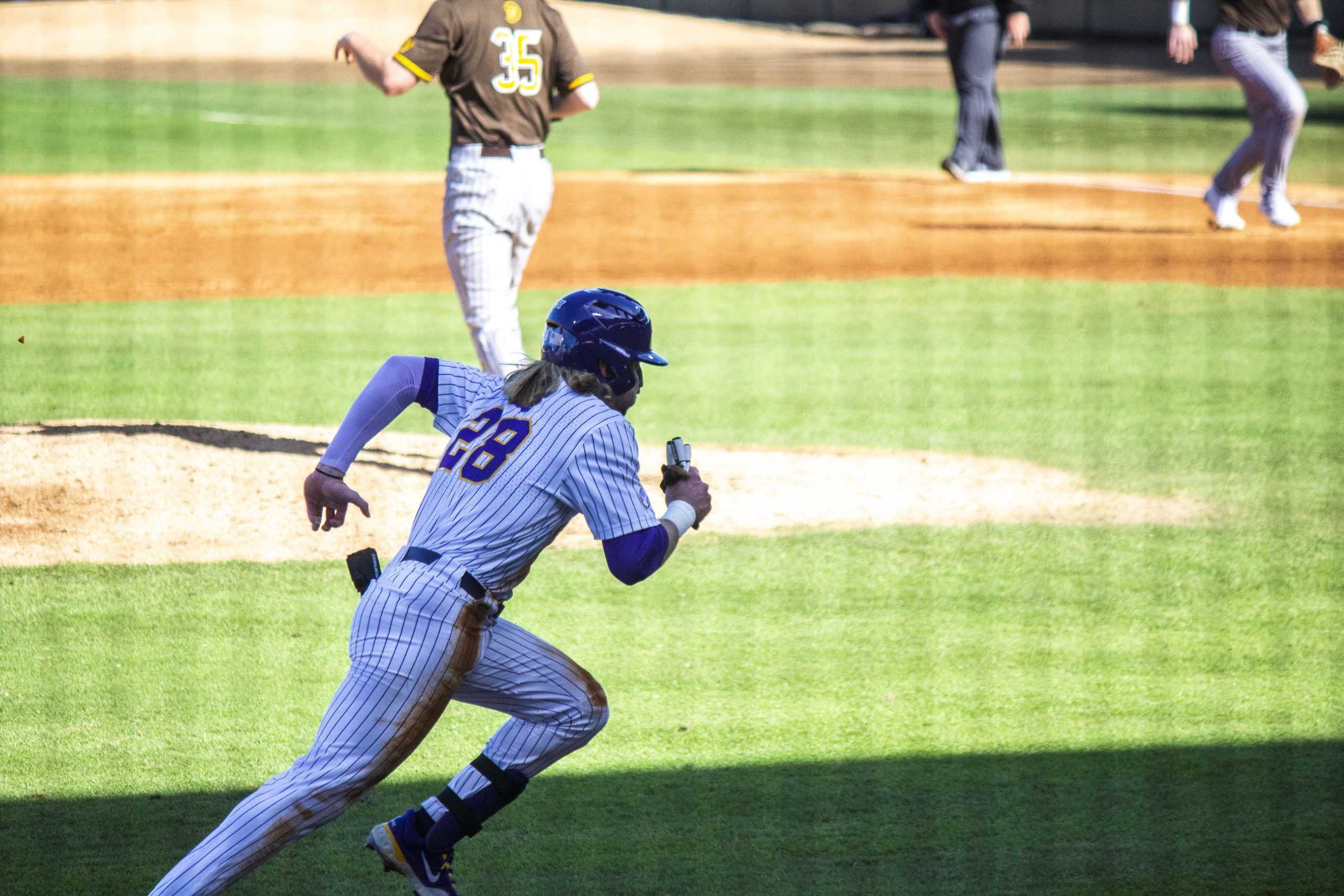 PHOTOS: LSU baseball defeats Western Michigan 5-3