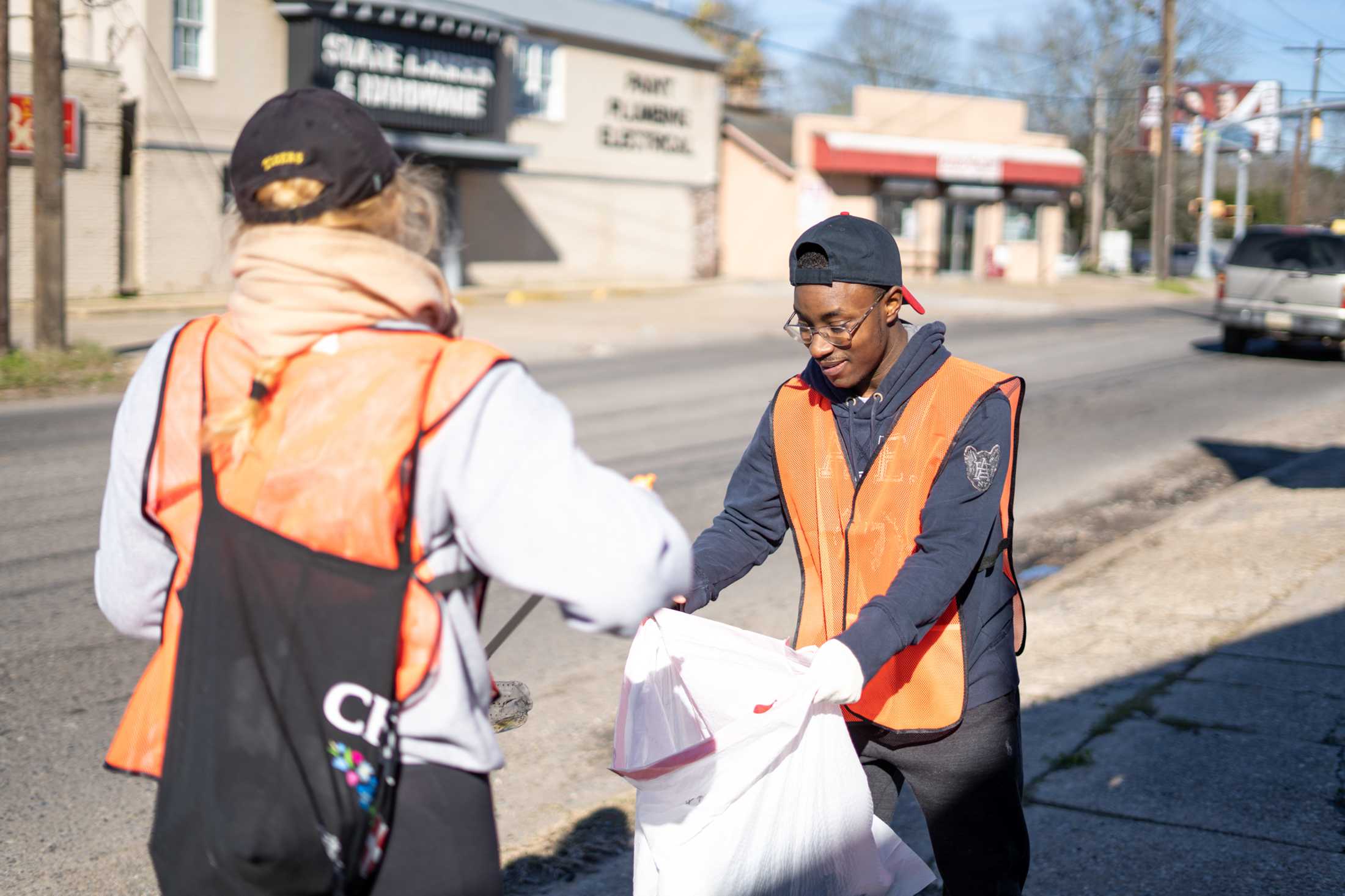 PHOTOS: LSU law students volunteer for litter collection