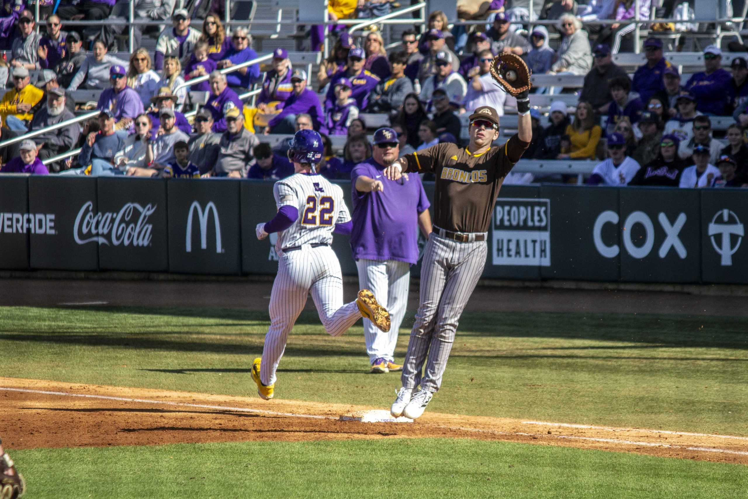 PHOTOS: LSU baseball defeats Western Michigan 5-3