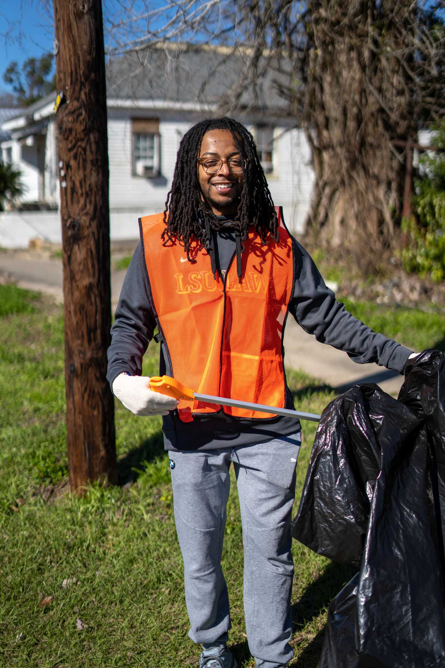 PHOTOS: LSU law students volunteer for litter collection