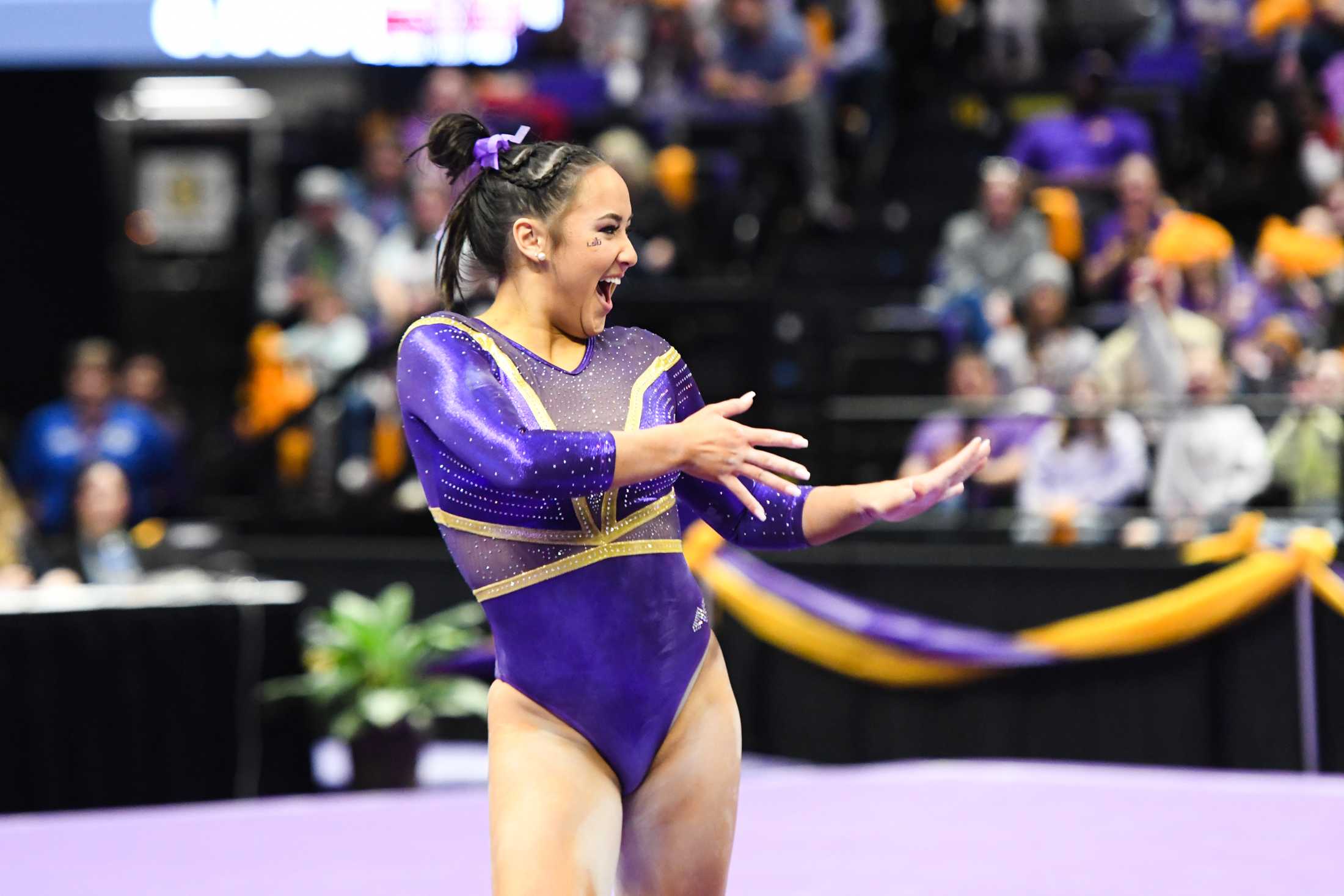 PHOTOS: LSU gymnastics defeats Georgia 197.700-196.925