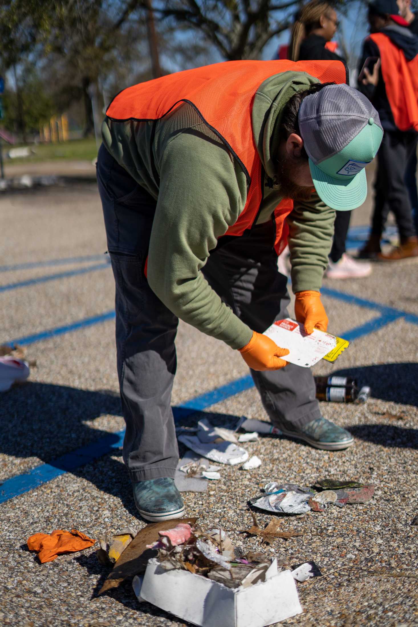 PHOTOS: LSU law students volunteer for litter collection