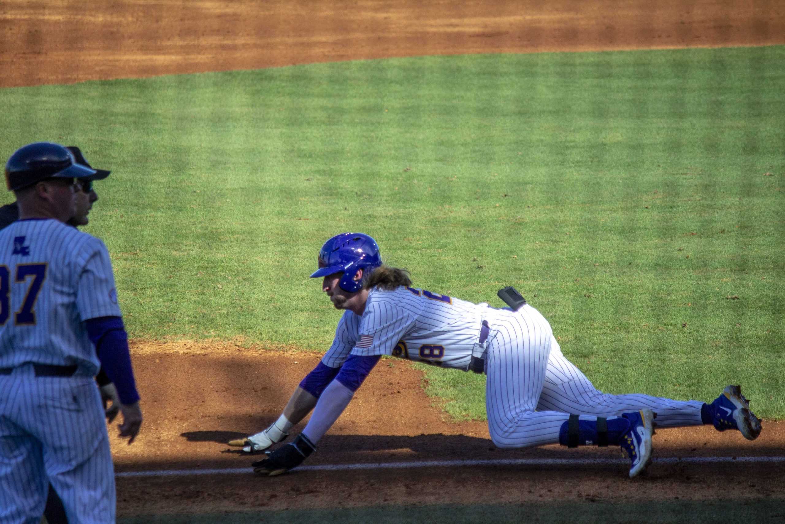 PHOTOS: LSU baseball defeats Western Michigan 5-3