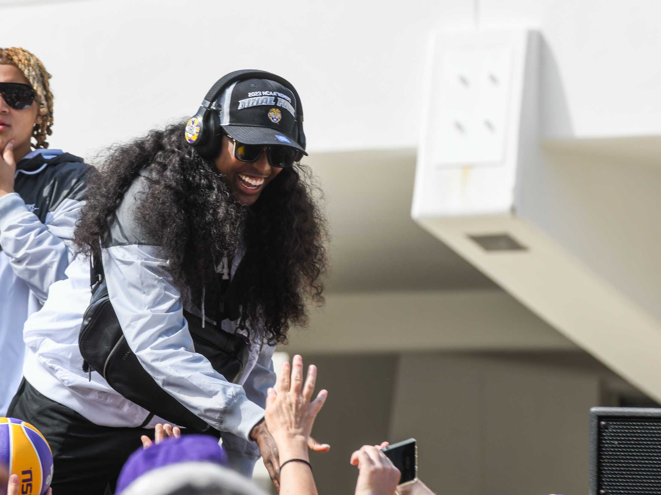 PHOTOS: LSU women's basketball heads off to Dallas for the Final Four