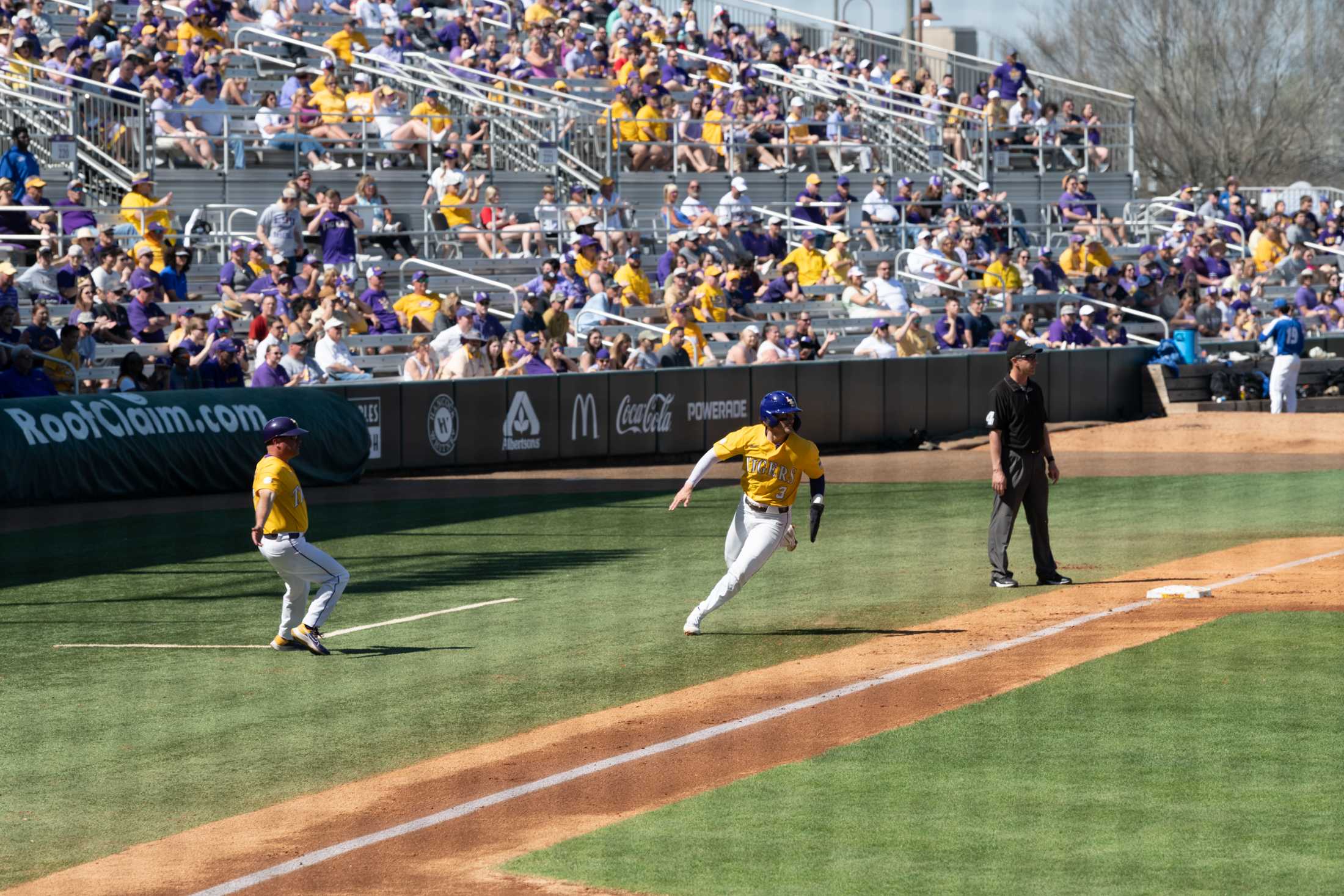 PHOTOS: LSU baseball shuts out Central Connecticut State 13-0