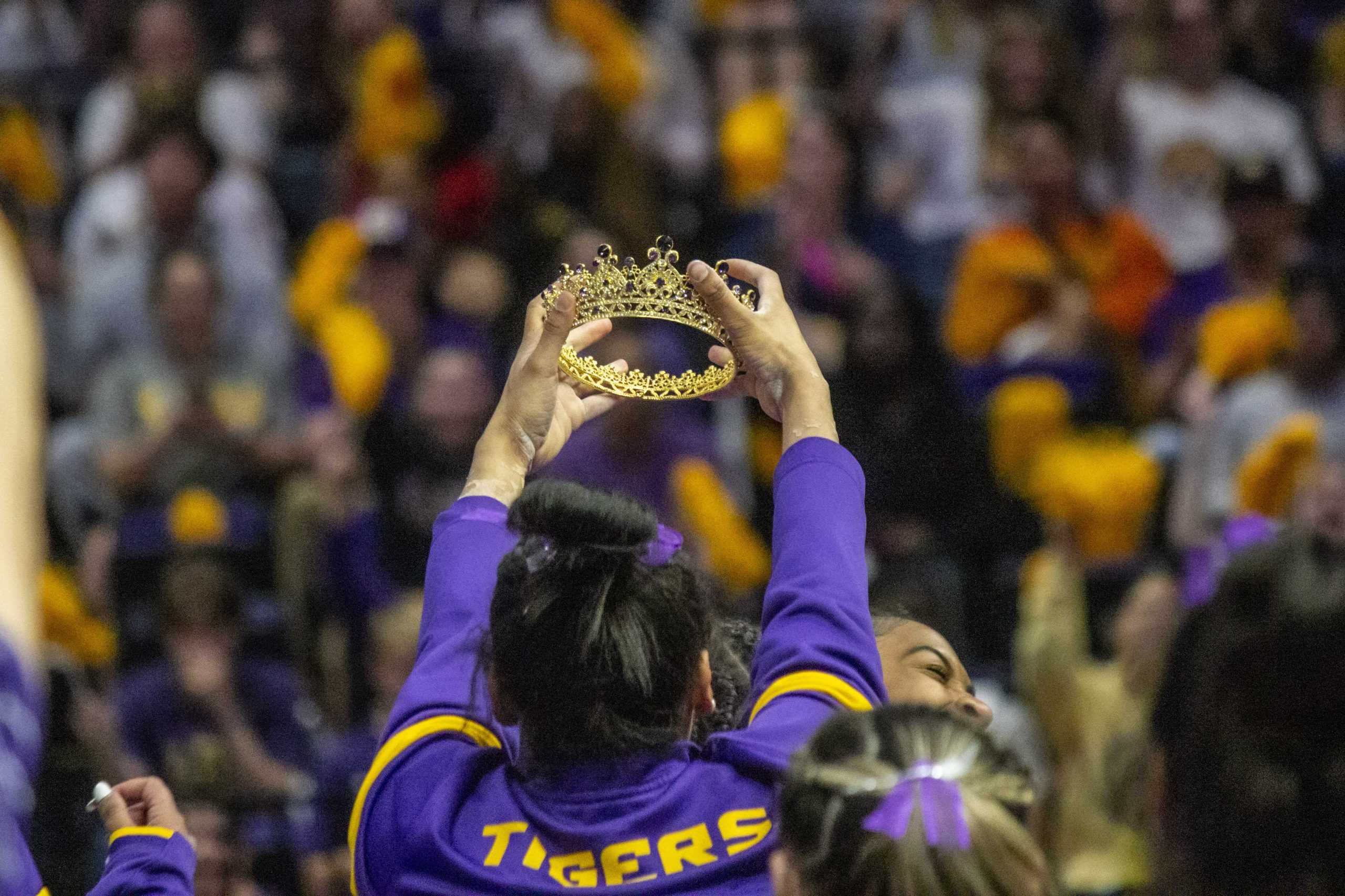 PHOTOS: LSU gymnastics defeats West Virginia 198.025-196.450