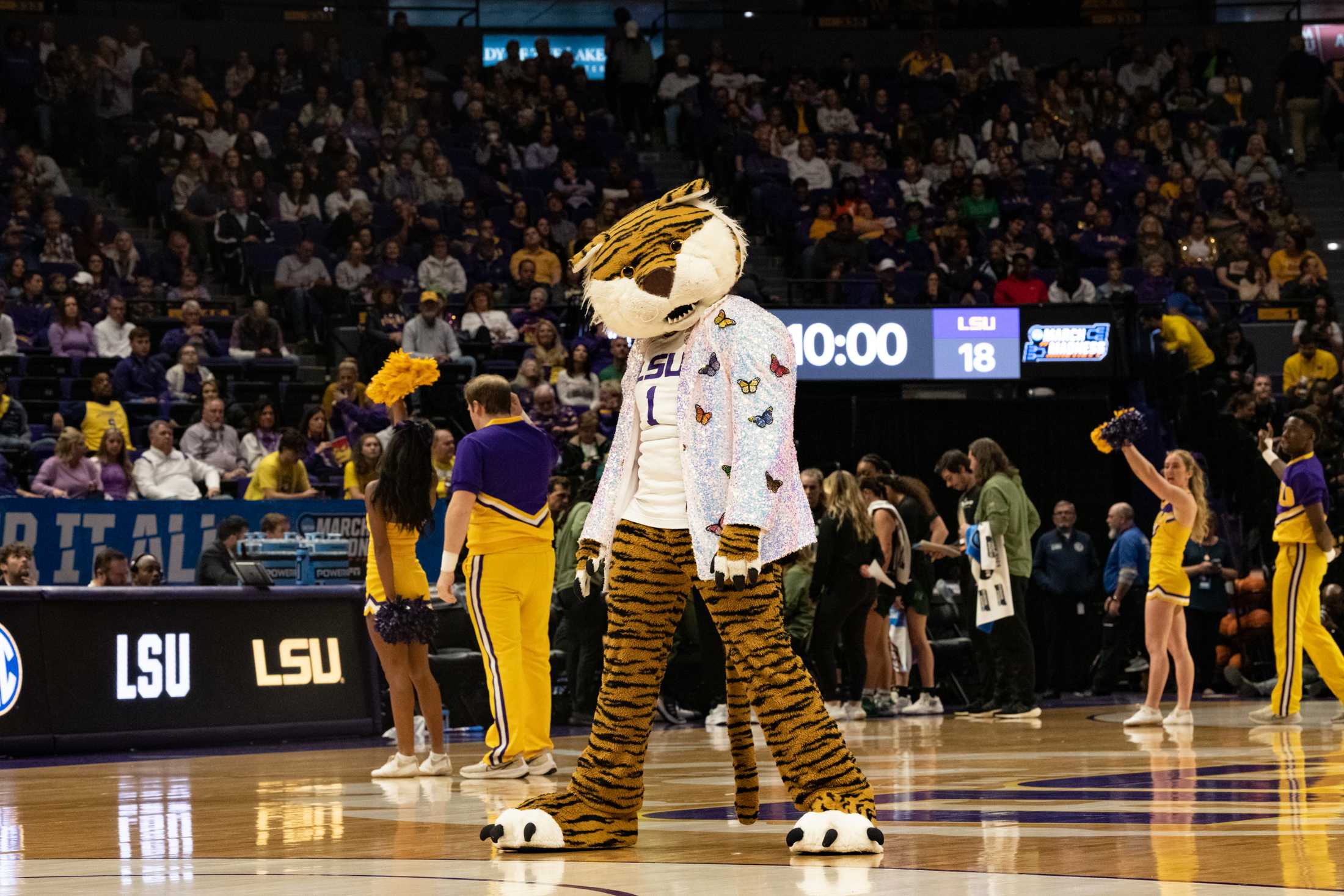 PHOTOS: LSU women's basketball beats Hawaii in first round of March Madness