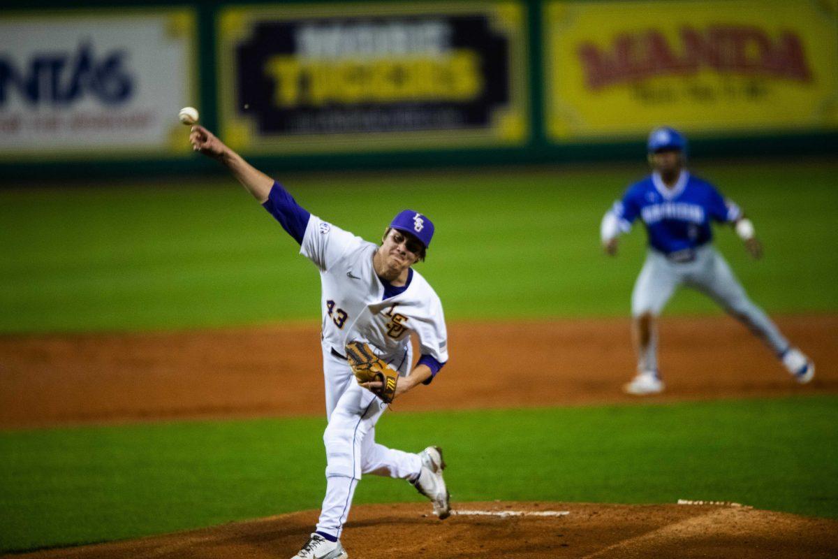 LSU baseball sophomore right-handed pitcher Garrett Edwards (43) pitches the ball Wednesday, March 2, 2022 before LSU's 11-3 win against UNO at Alex Box Stadium on Gourrier Avenue in Baton Rouge, La.