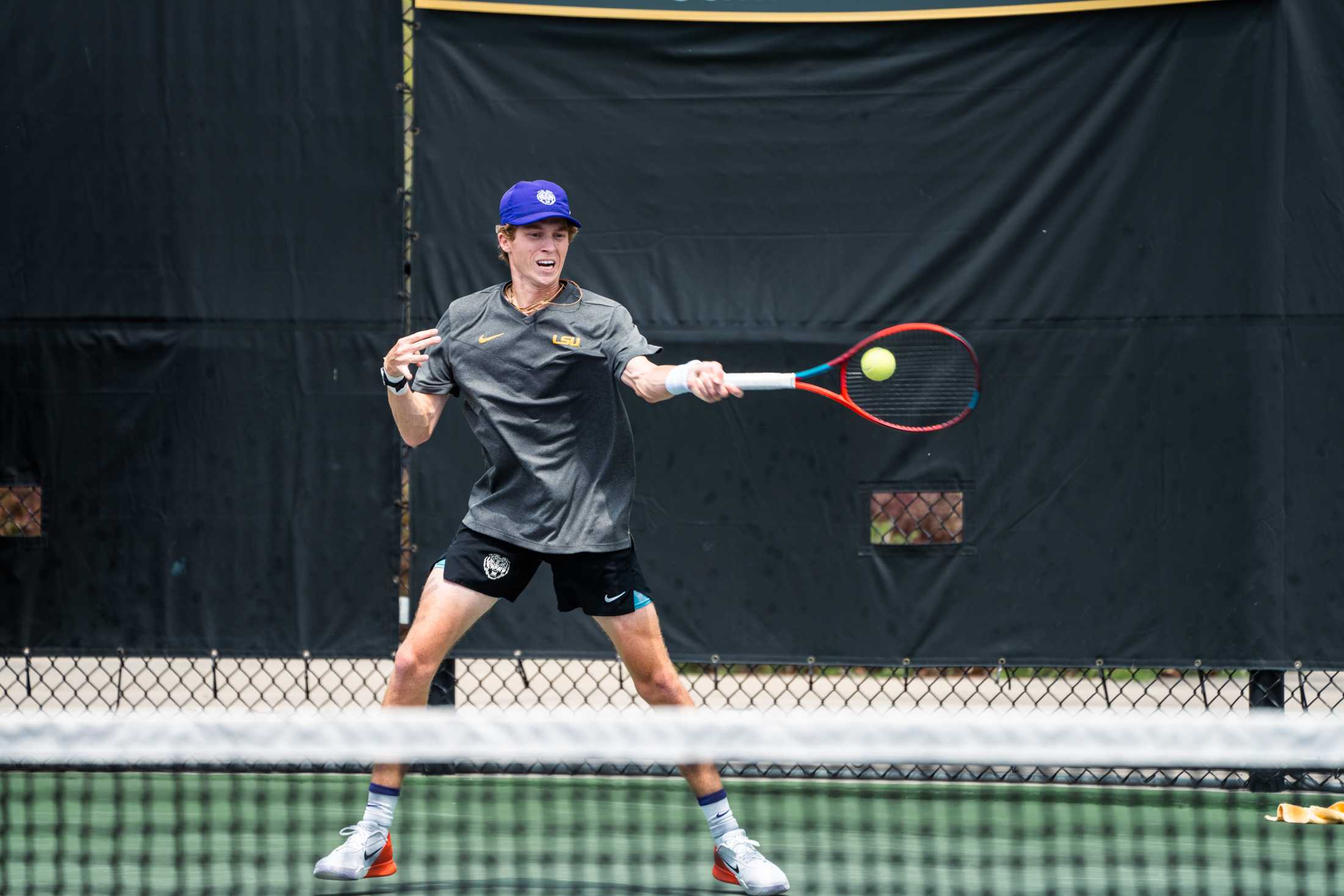 PHOTOS: LSU men's tennis defeats Alabama