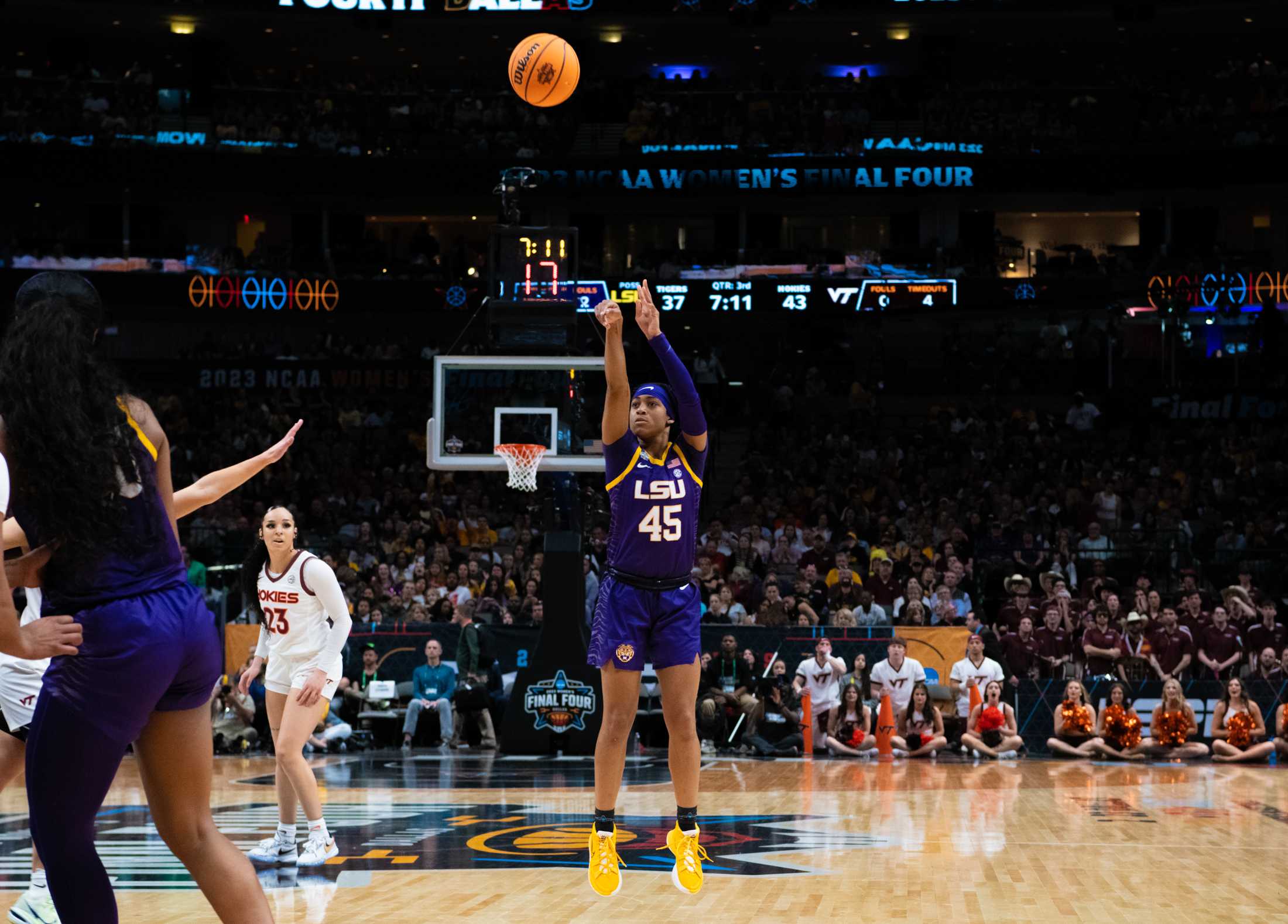 PHOTOS: LSU women's basketball defeats Virginia Tech, advances to national championship