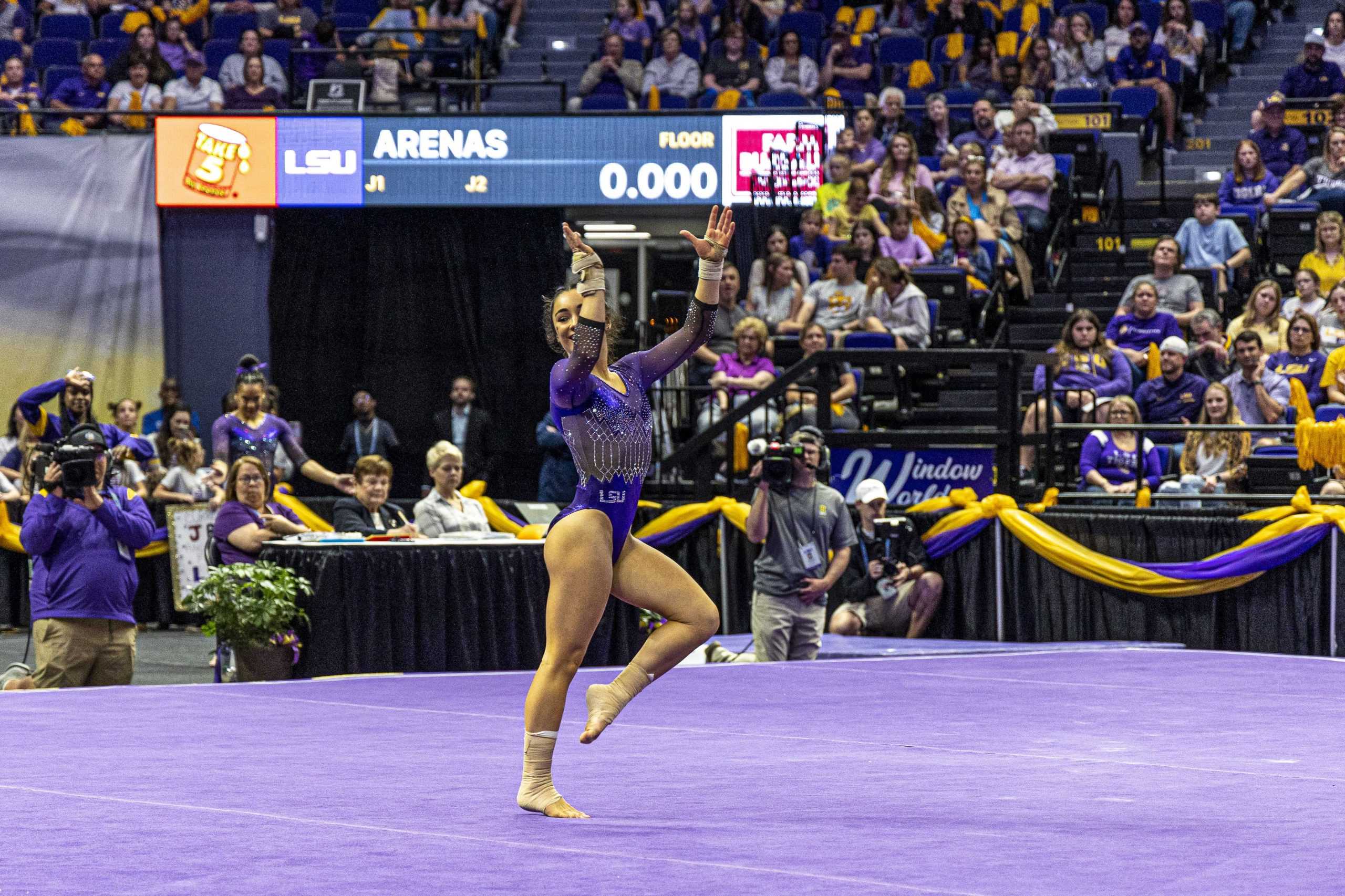 PHOTOS: LSU gymnastics defeats West Virginia 198.025-196.450