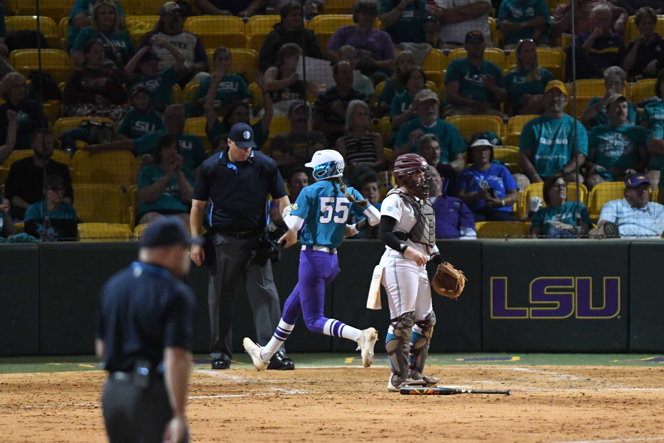 PHOTOS: LSU softball defeats Mississippi State 10-4