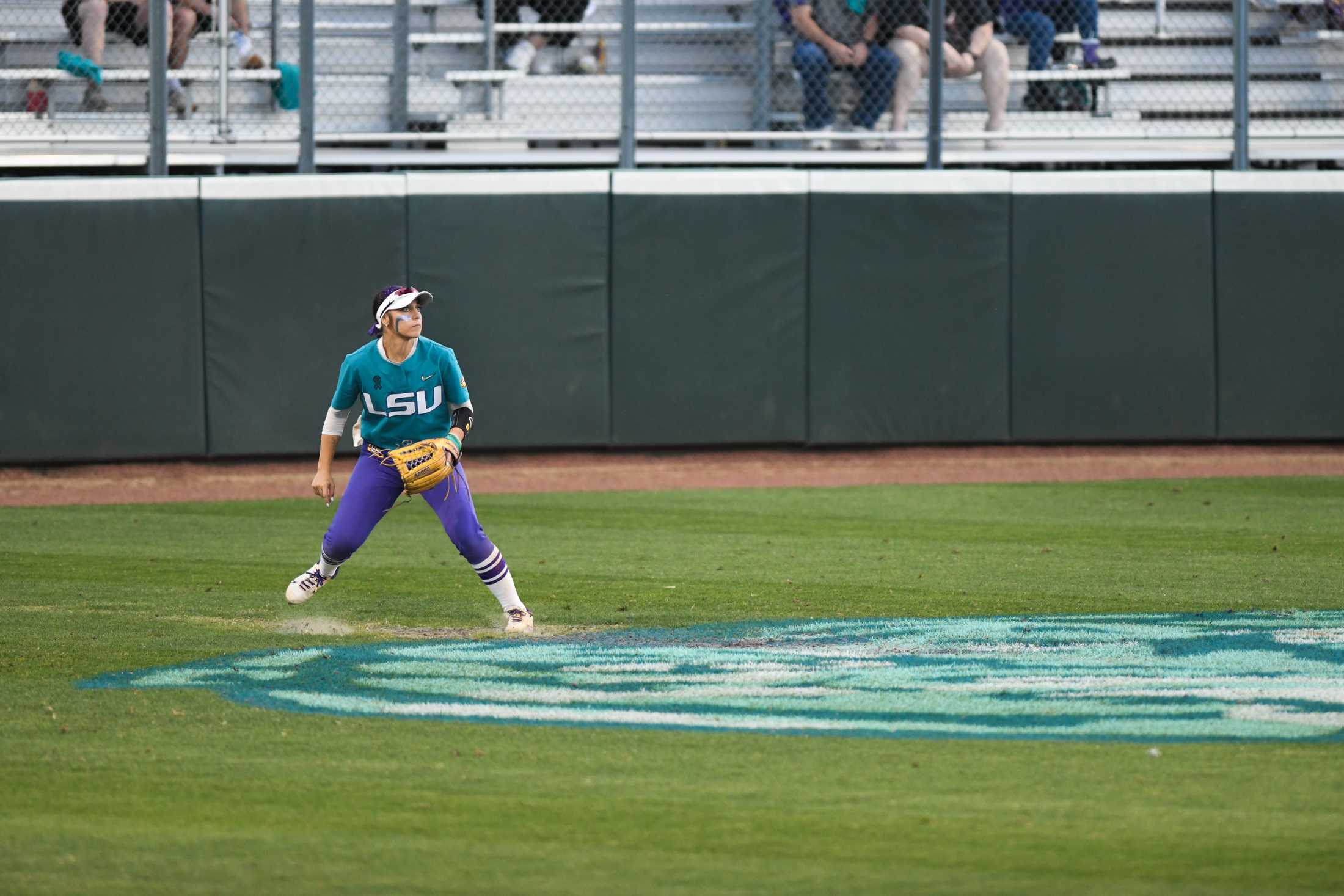 PHOTOS: LSU softball defeats Mississippi State 10-4