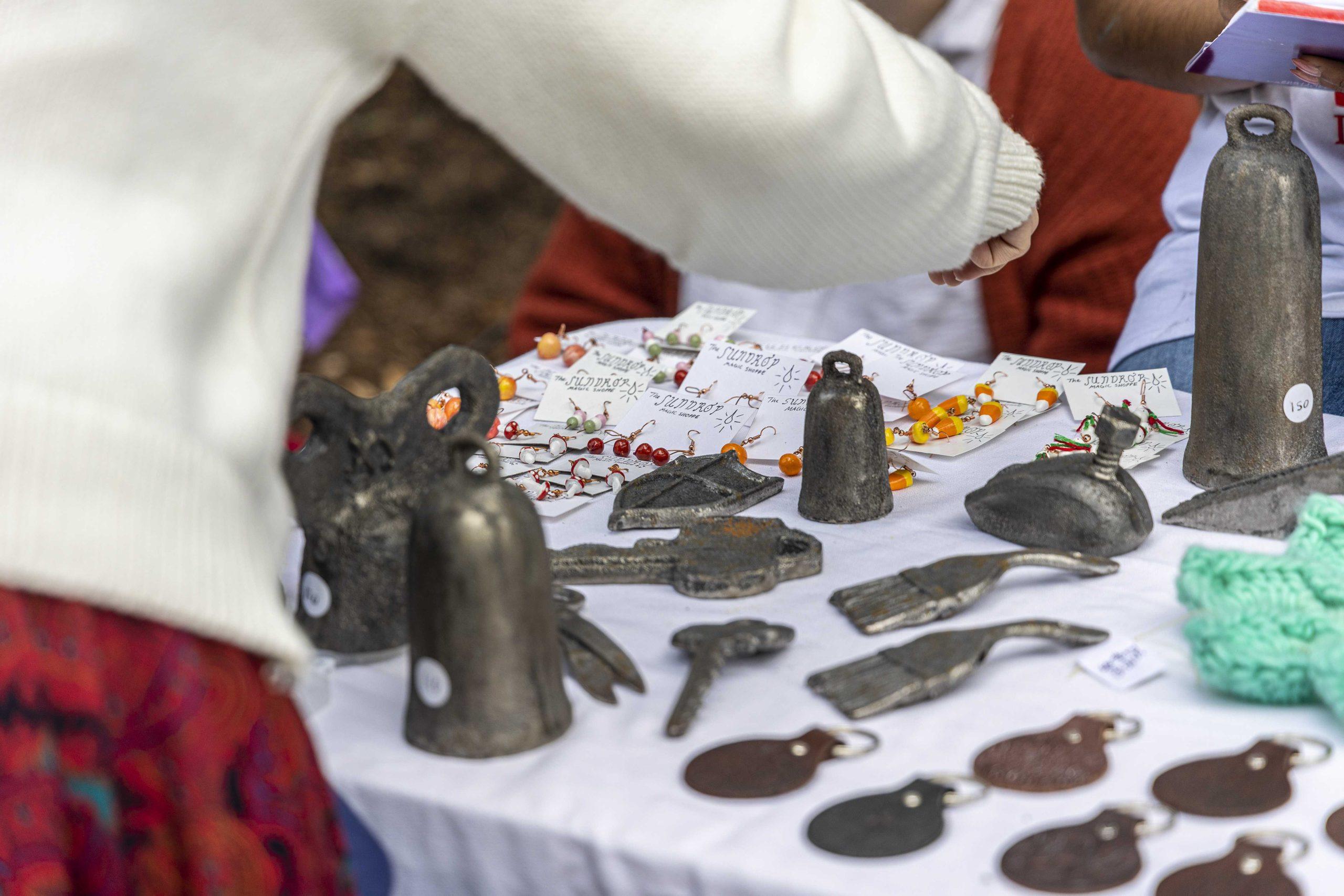 PHOTOS: LSU art clubs host market in Free Speech Alley