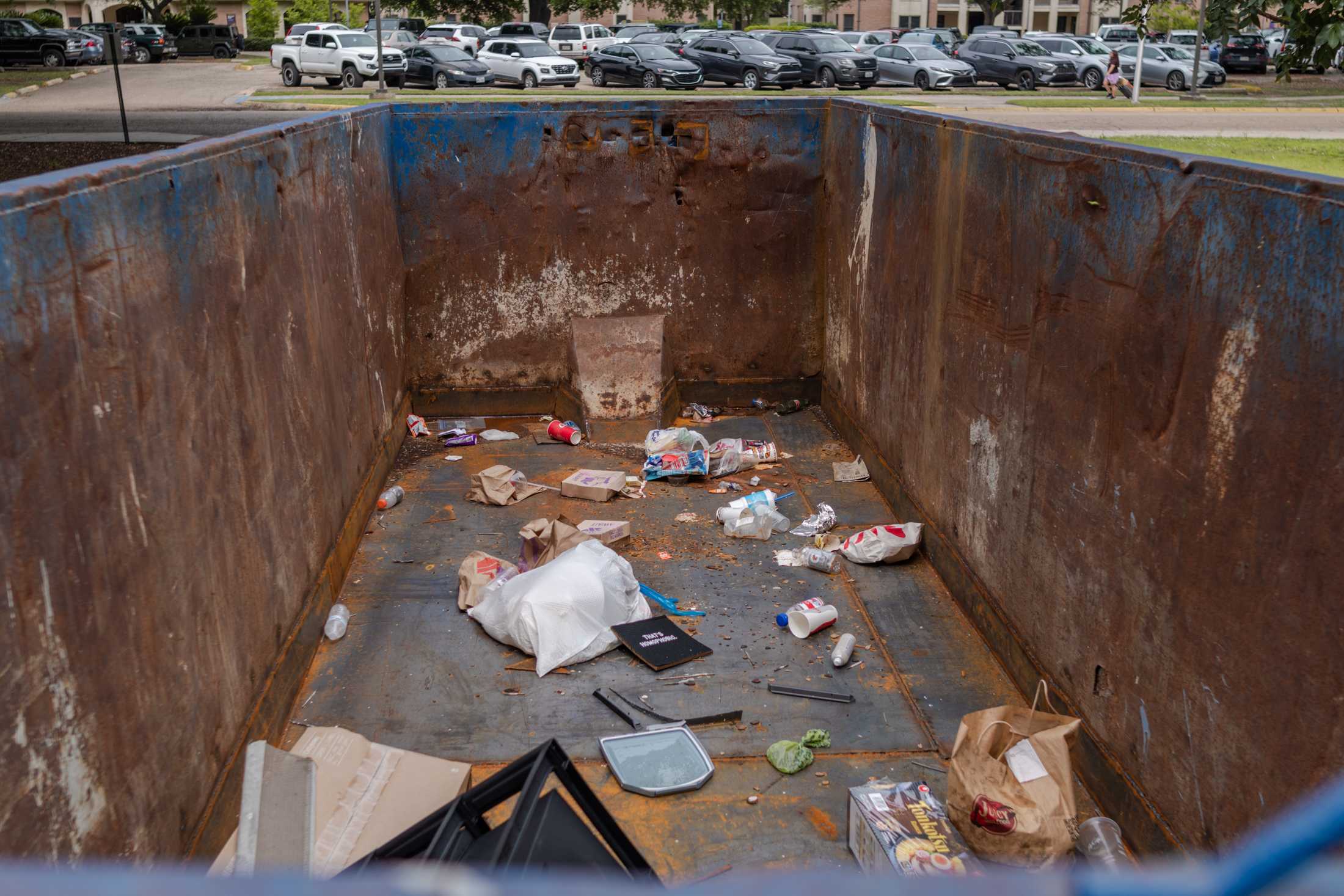 PHOTOS: Freshmen move out, create dumpsters full of waste