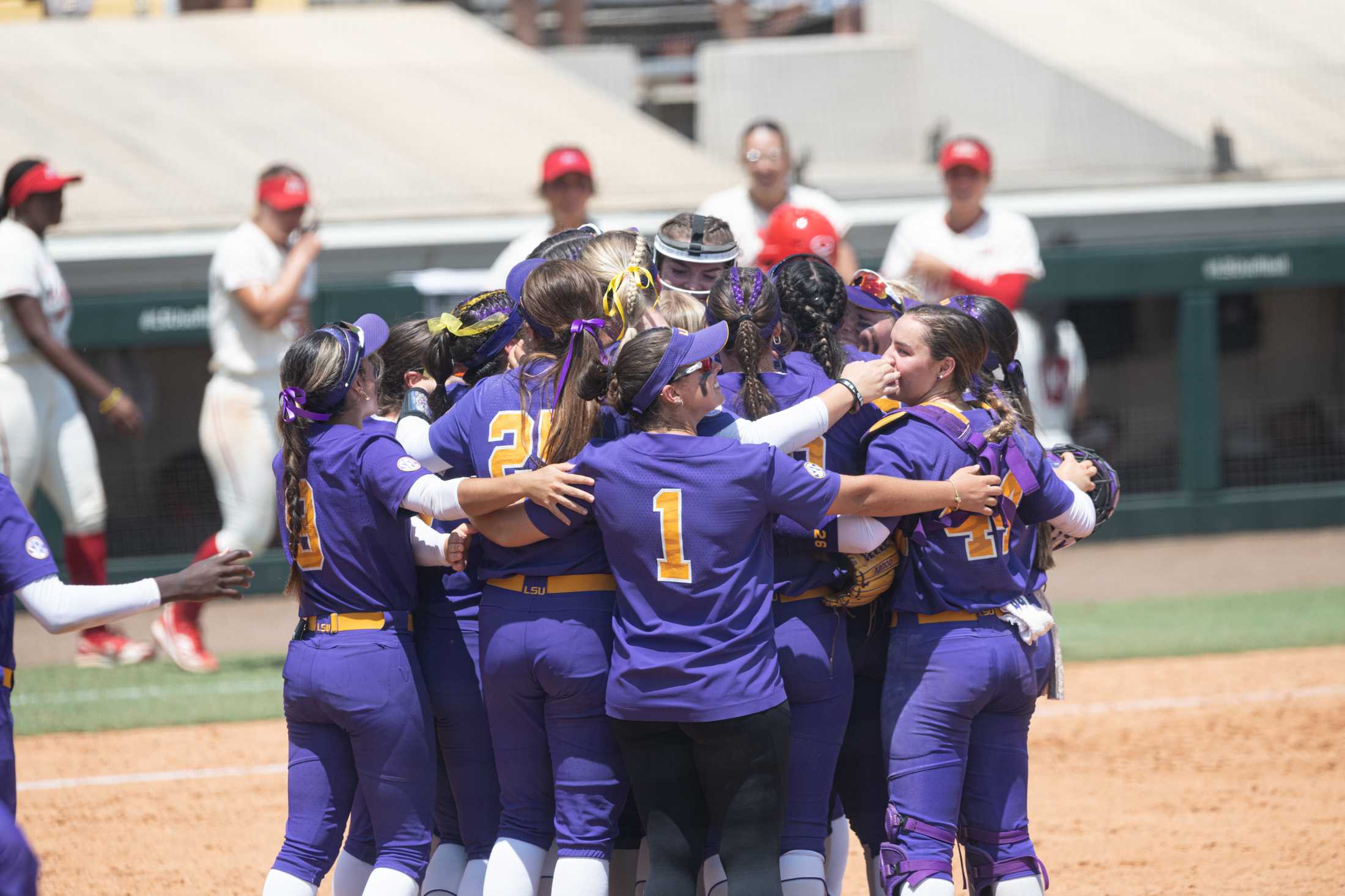 PHOTOS: LSU softball shuts out ULL 4-0 advancing to regional final