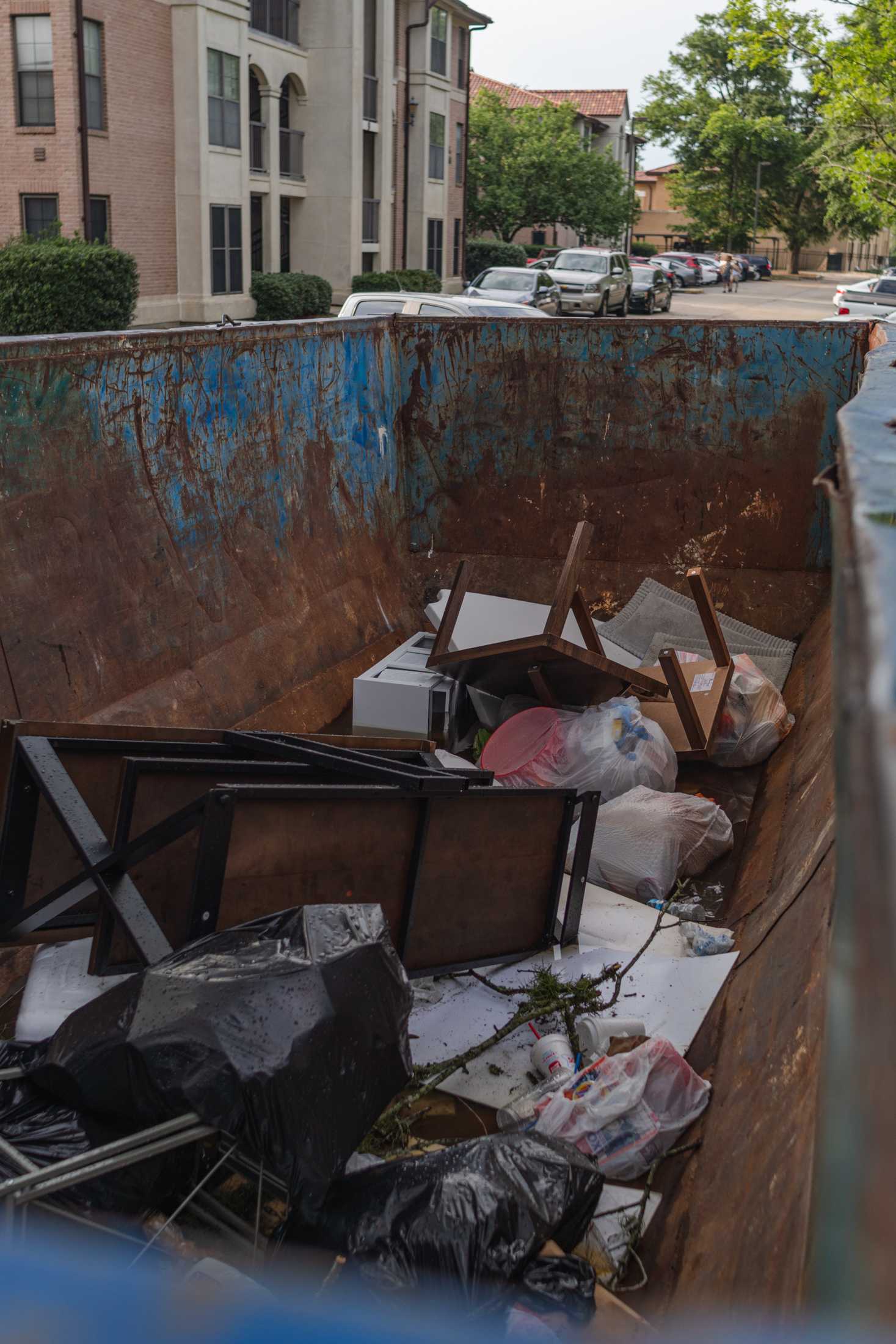 PHOTOS: Freshmen move out, create dumpsters full of waste