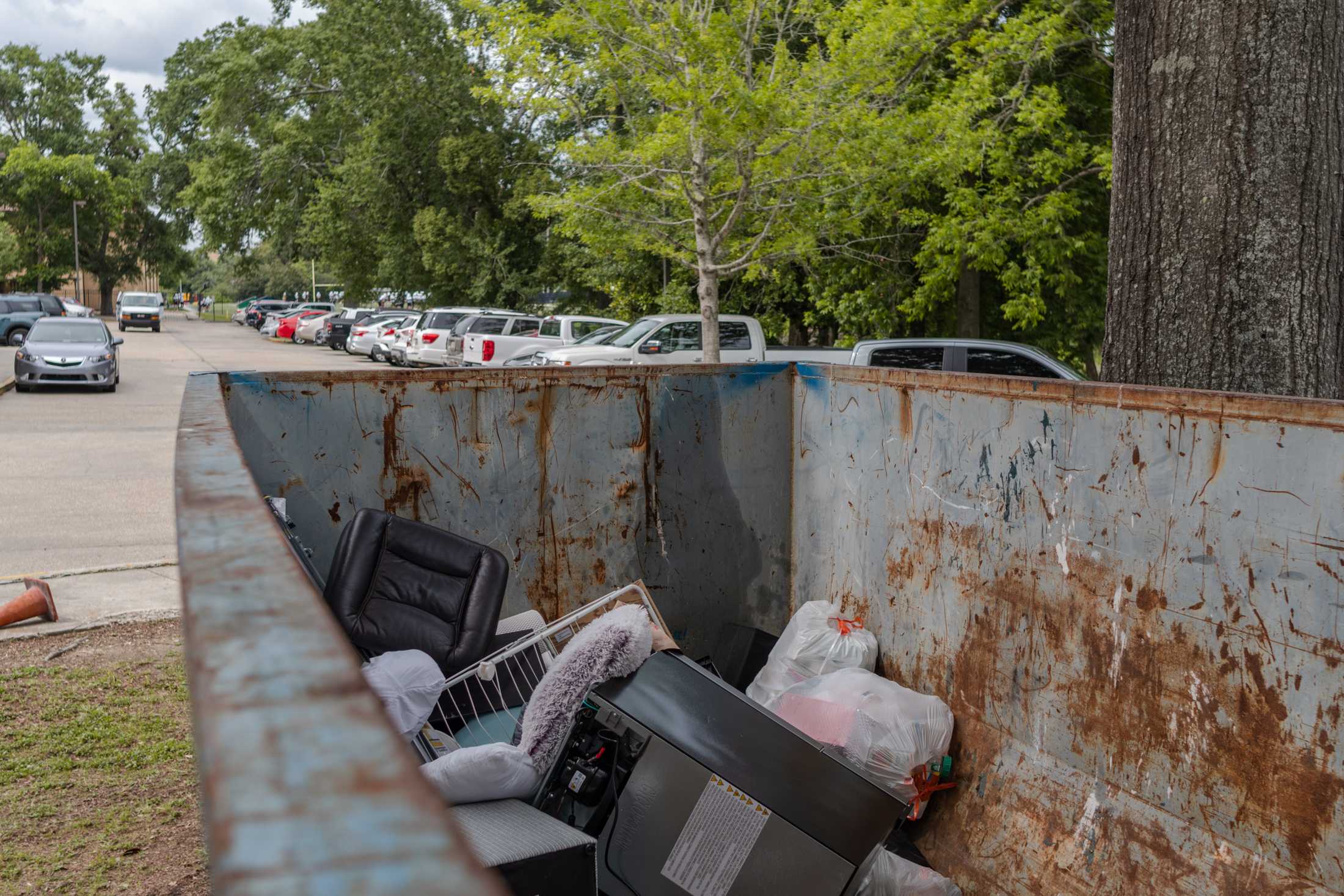 PHOTOS: Freshmen move out, create dumpsters full of waste