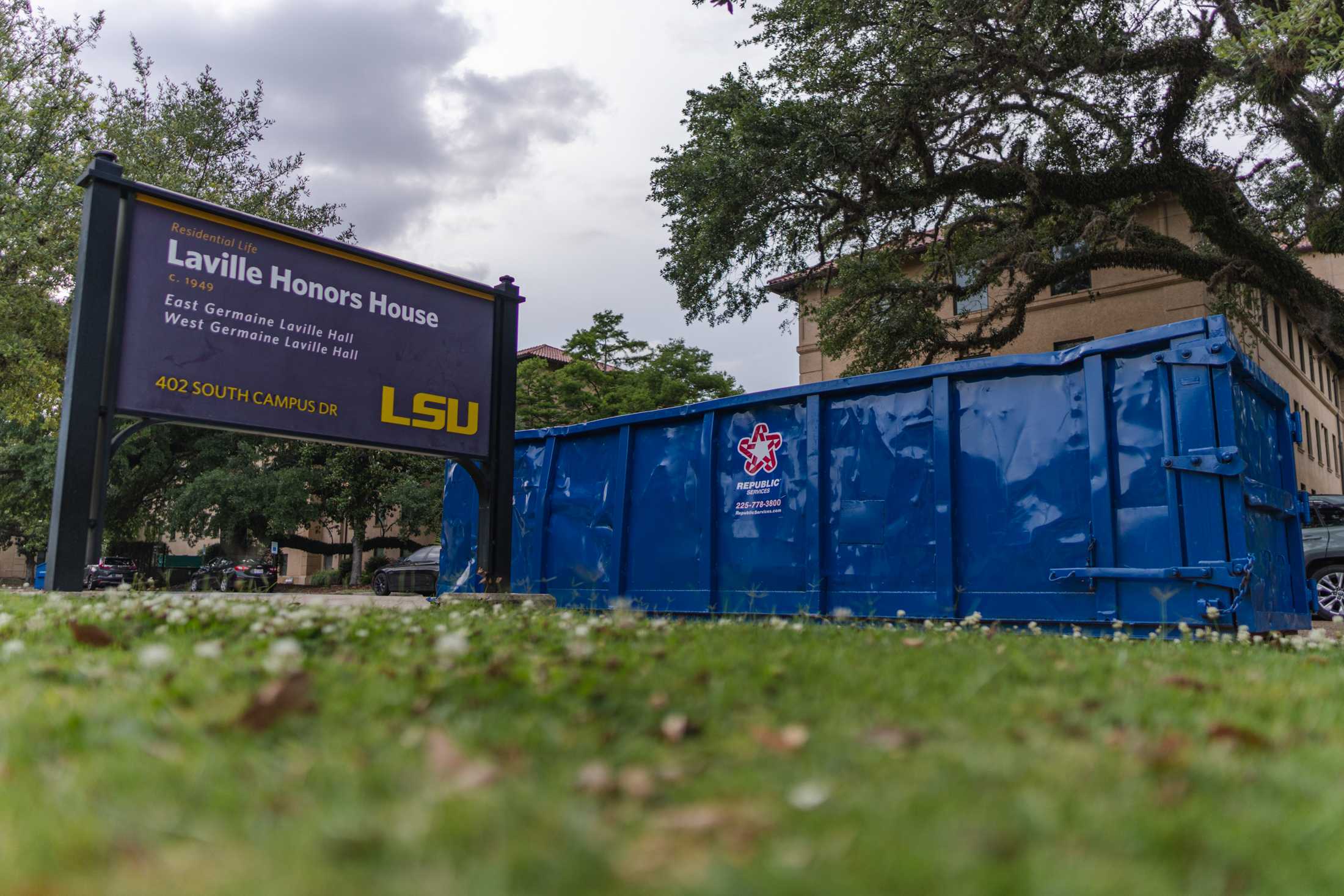 PHOTOS: Freshmen move out, create dumpsters full of waste