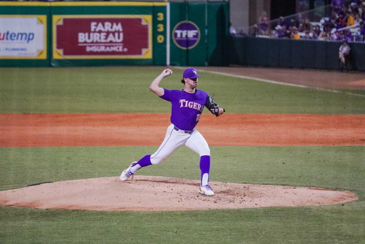 LSU baseball junior pitcher Paul Skenes (20) throws the ball Saturday, June 10, 2023, during LSU&#8217;s 14-0 win against Kentucky at Alex Box Stadium in Baton Rouge, La.