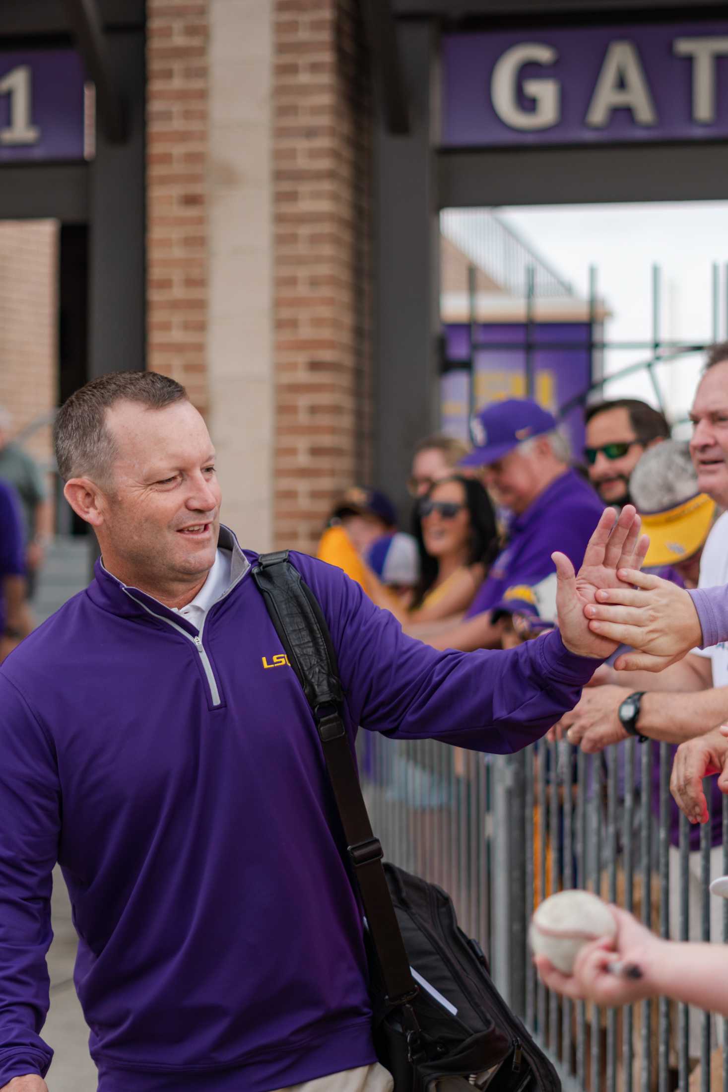 PHOTOS: LSU baseball heads to Omaha as fans cheer them on