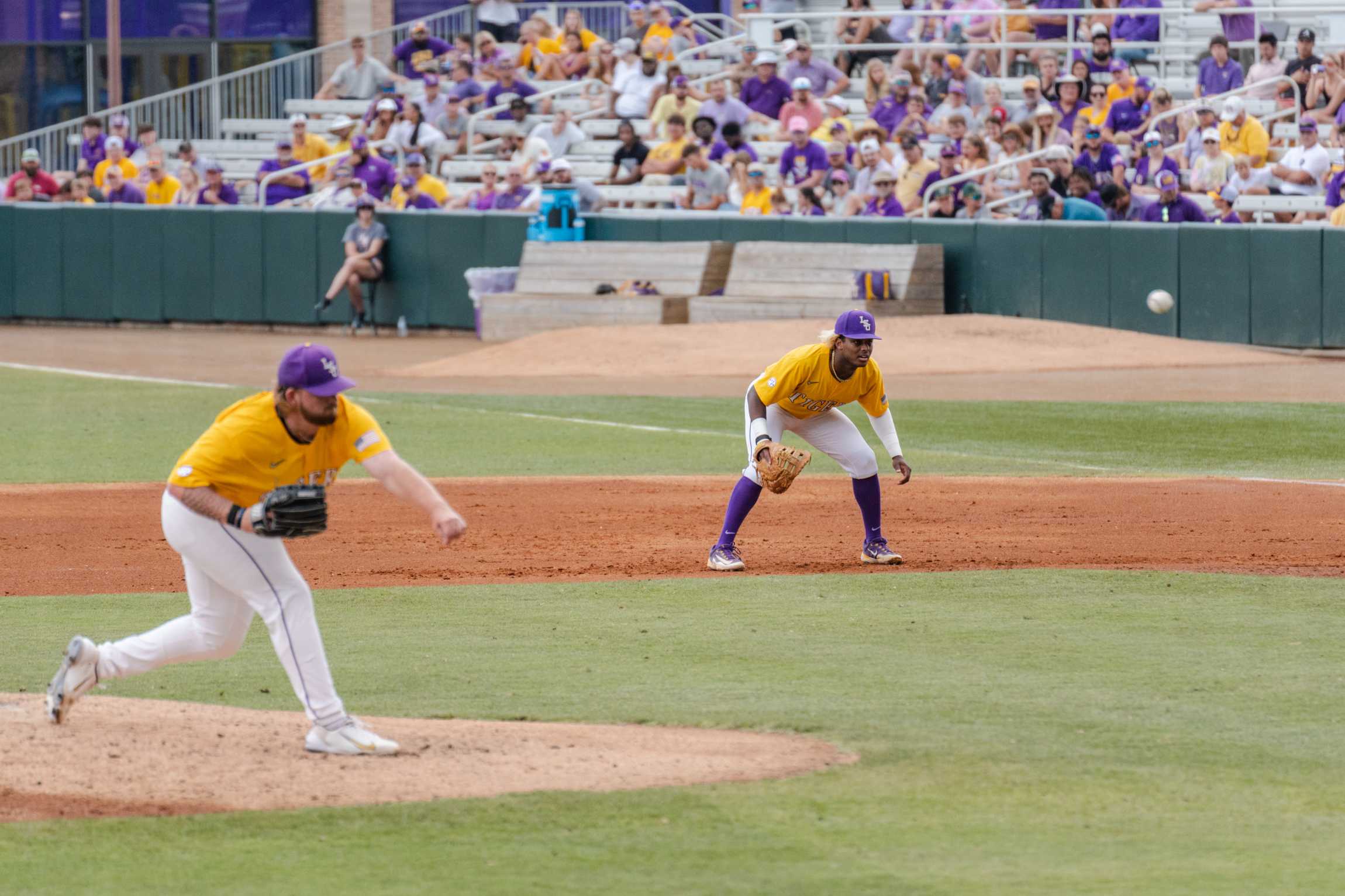 PHOTOS: LSU baseball moves on to Super Regionals after defeating Oregon State in Regional Championship